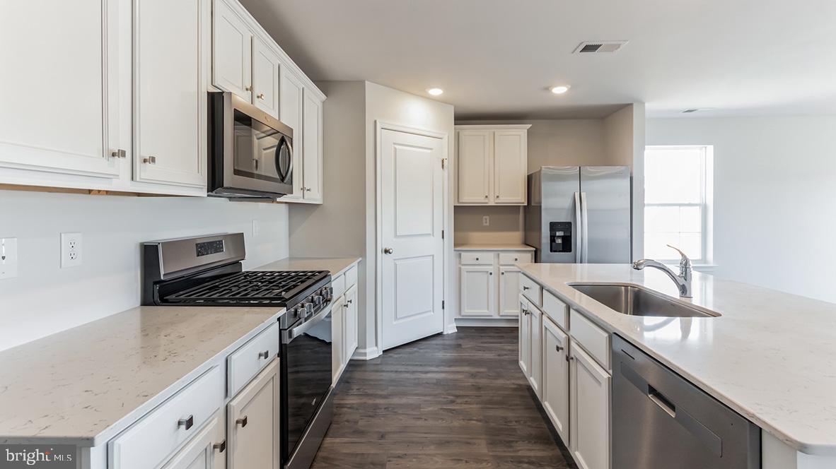 POTTSGROVE HUNT - Residential