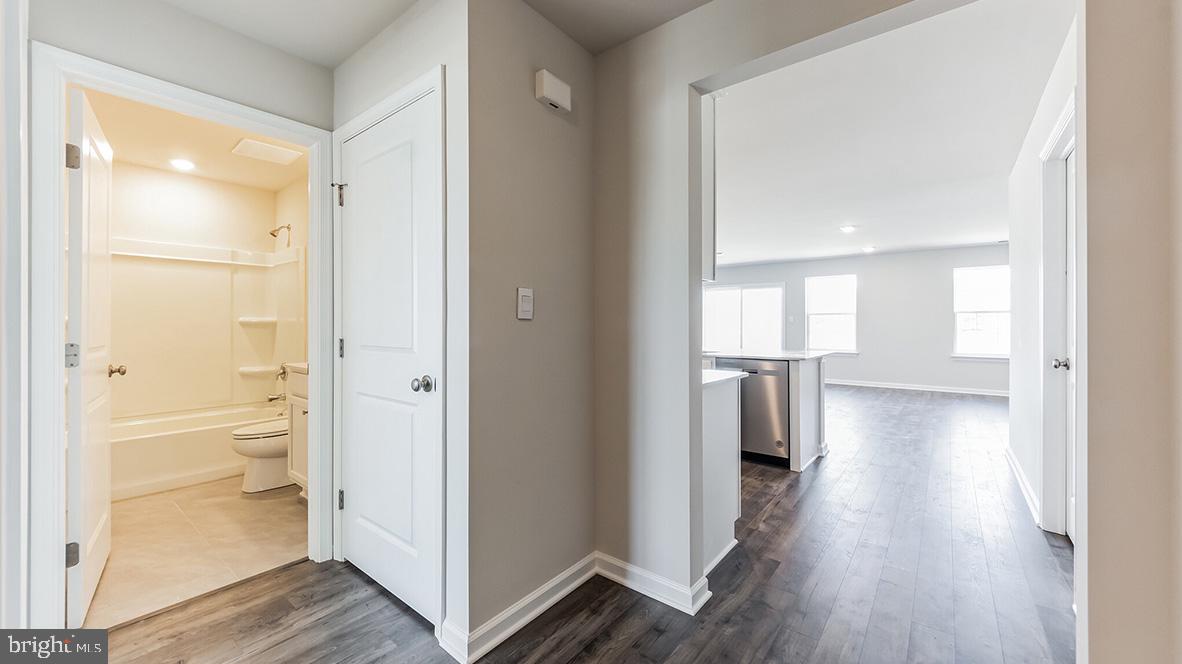 POTTSGROVE HUNT - Residential