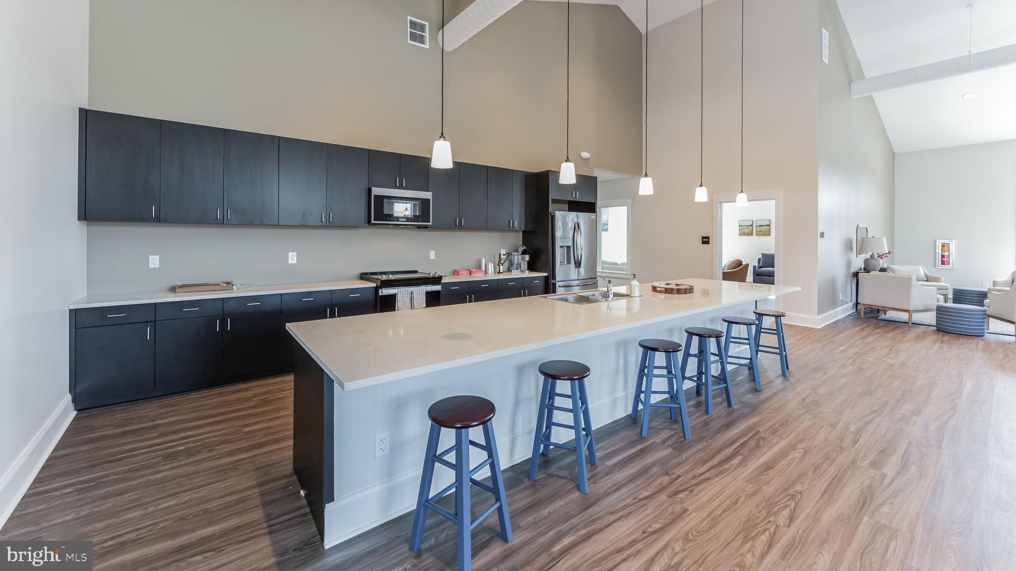 POTTSGROVE HUNT - Residential