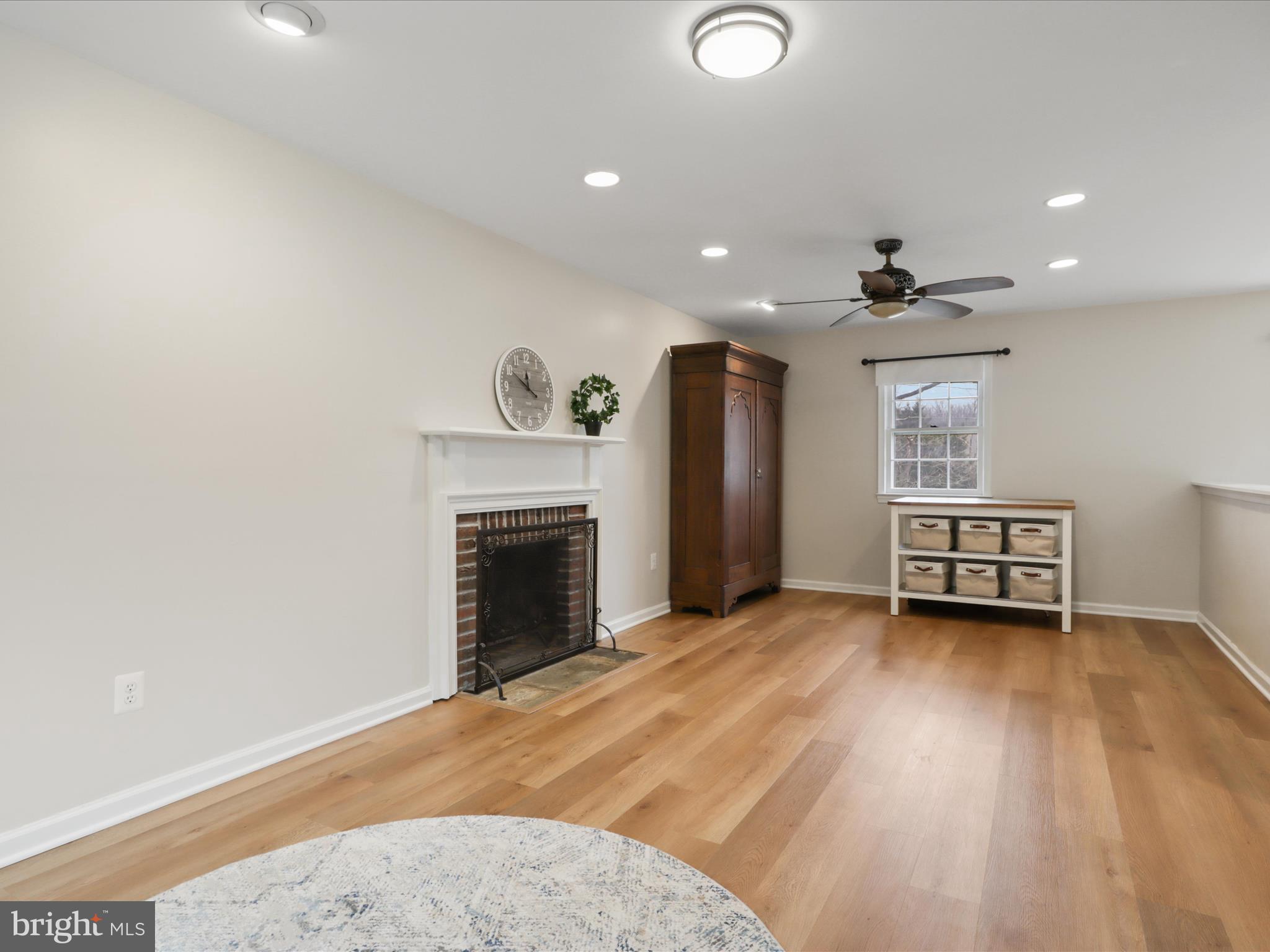 HARBOR VIEW - Residential