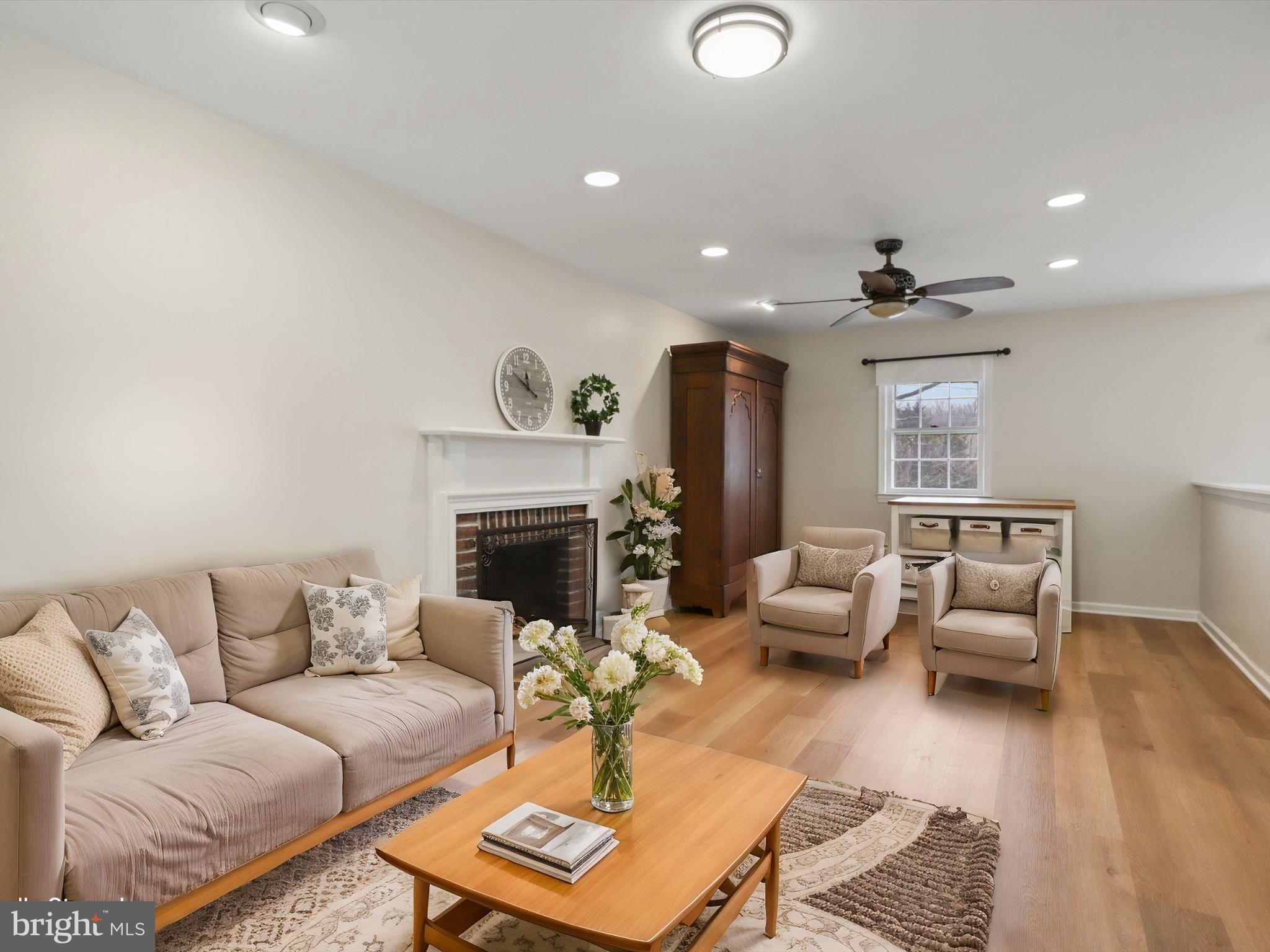 HARBOR VIEW - Residential