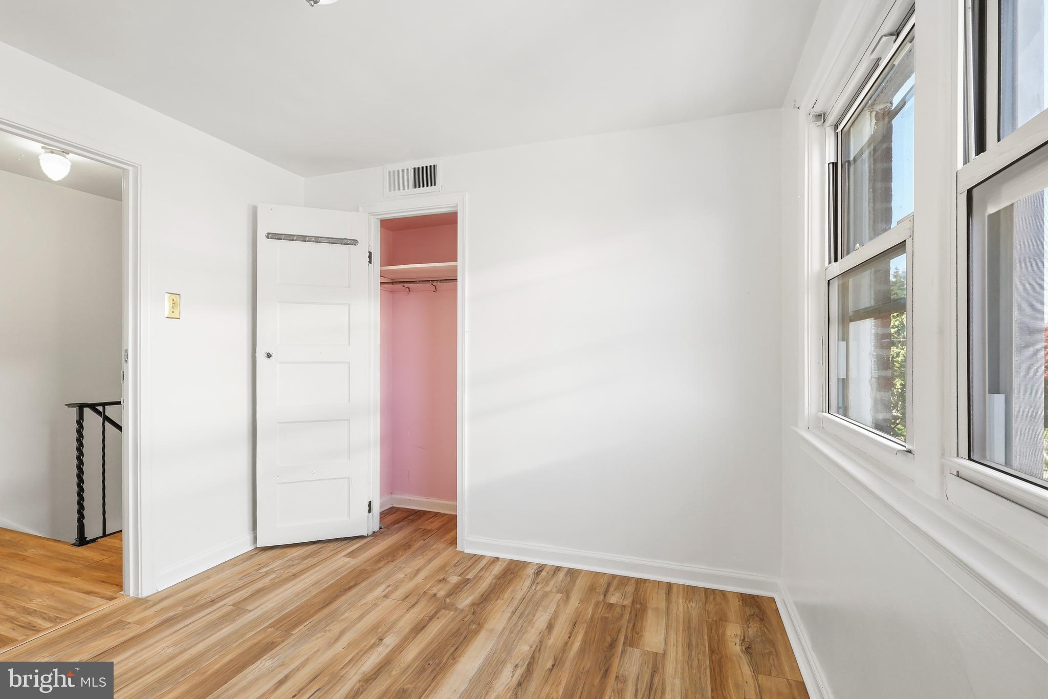 MAYFAIR - Residential