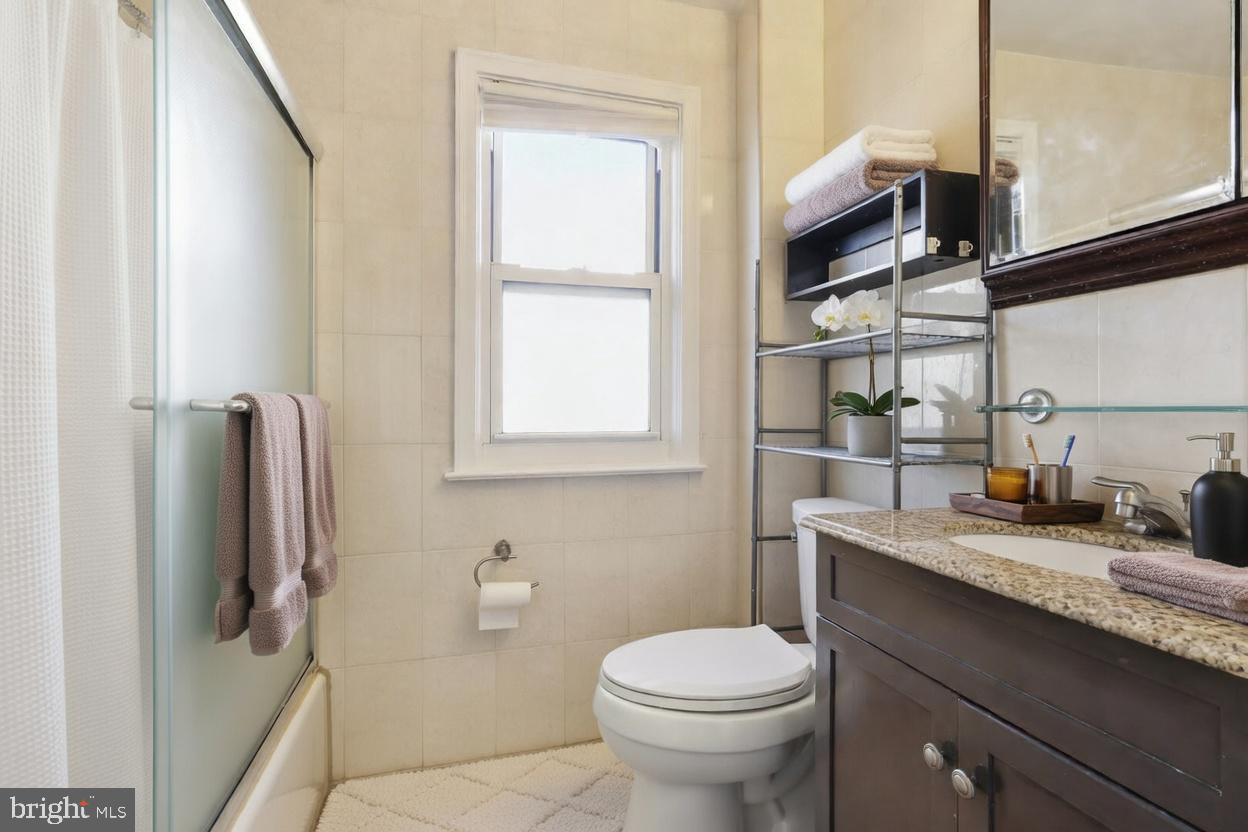 MAYFAIR - Residential