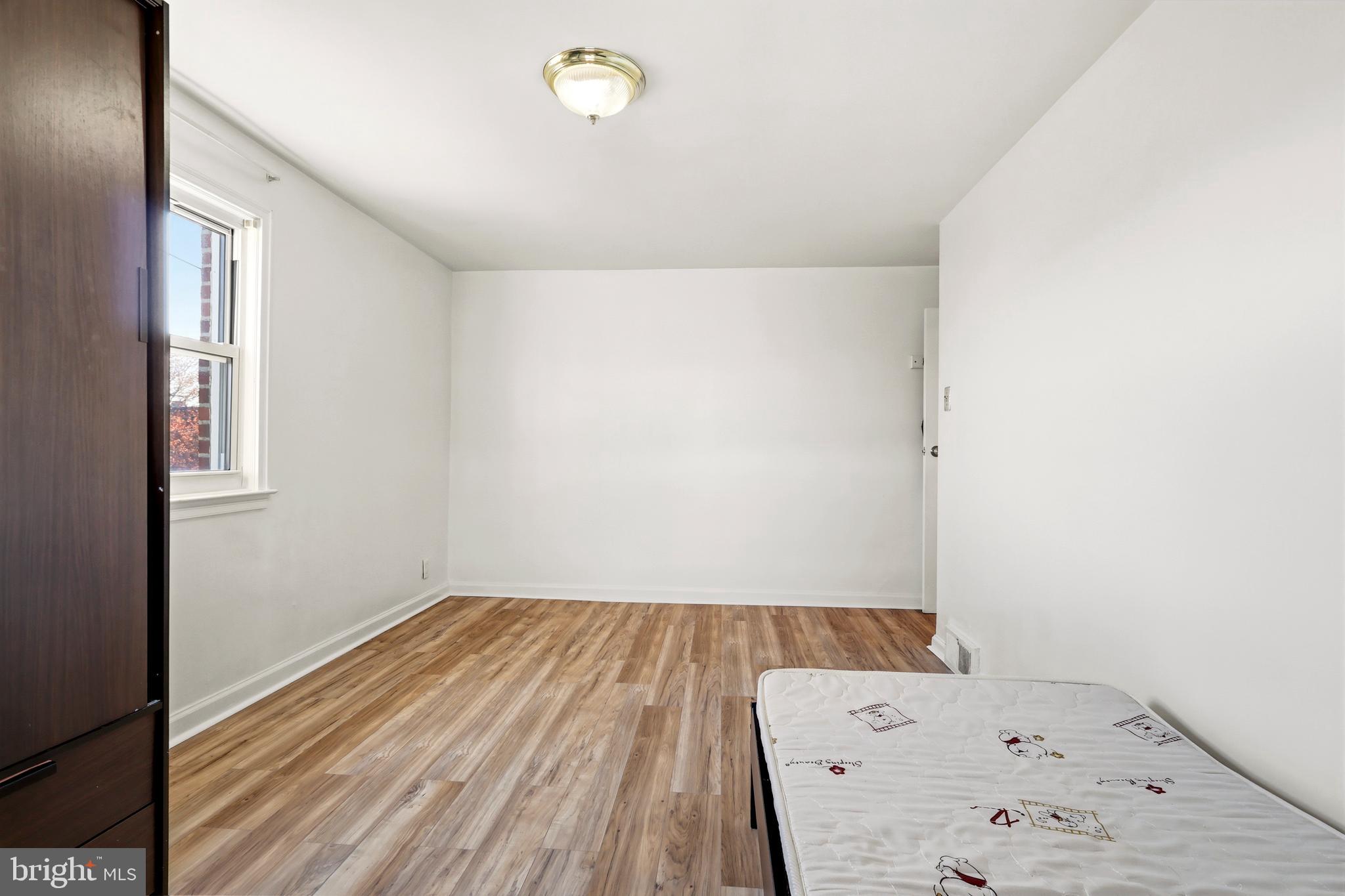 MAYFAIR - Residential