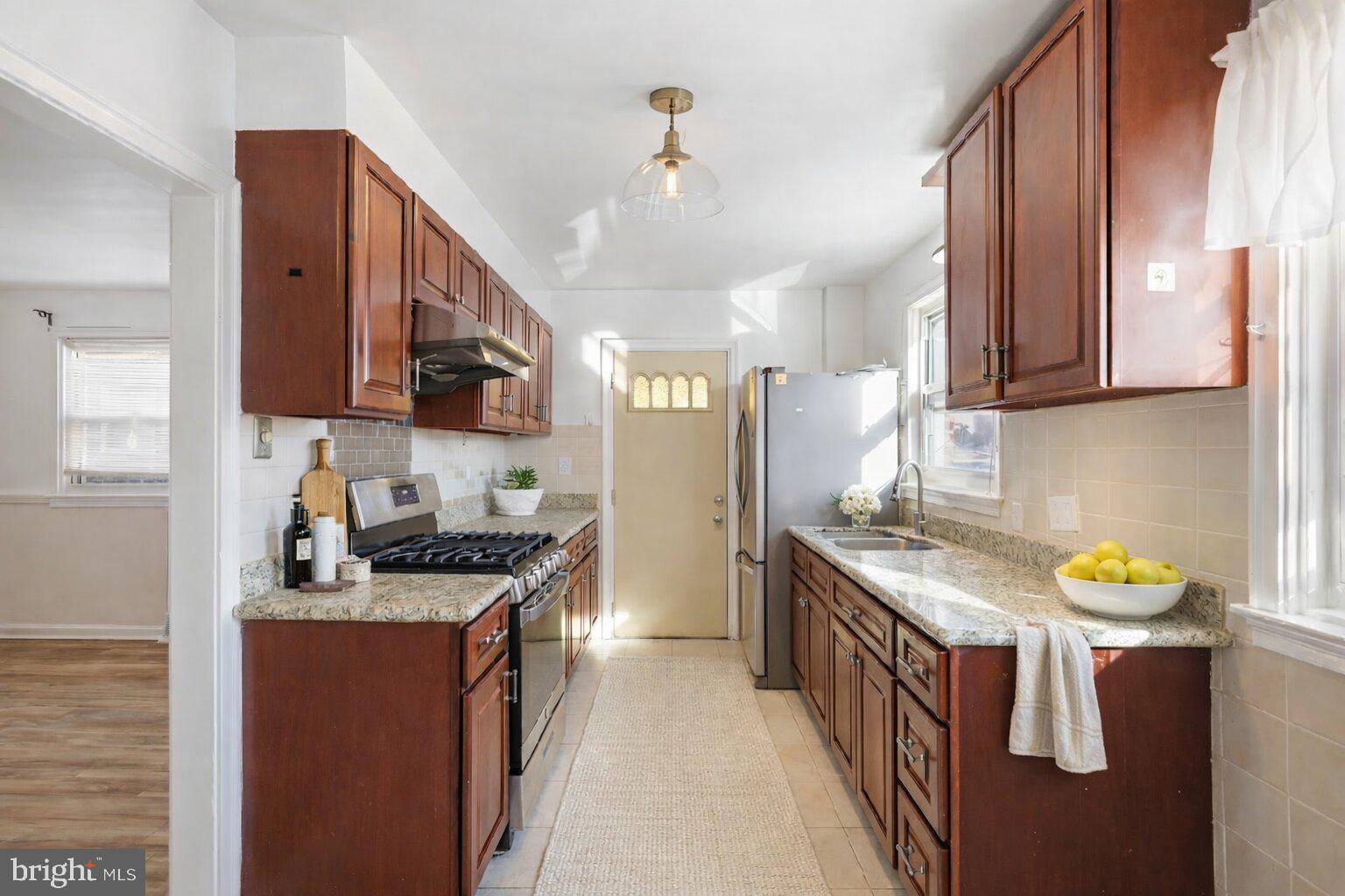 MAYFAIR - Residential