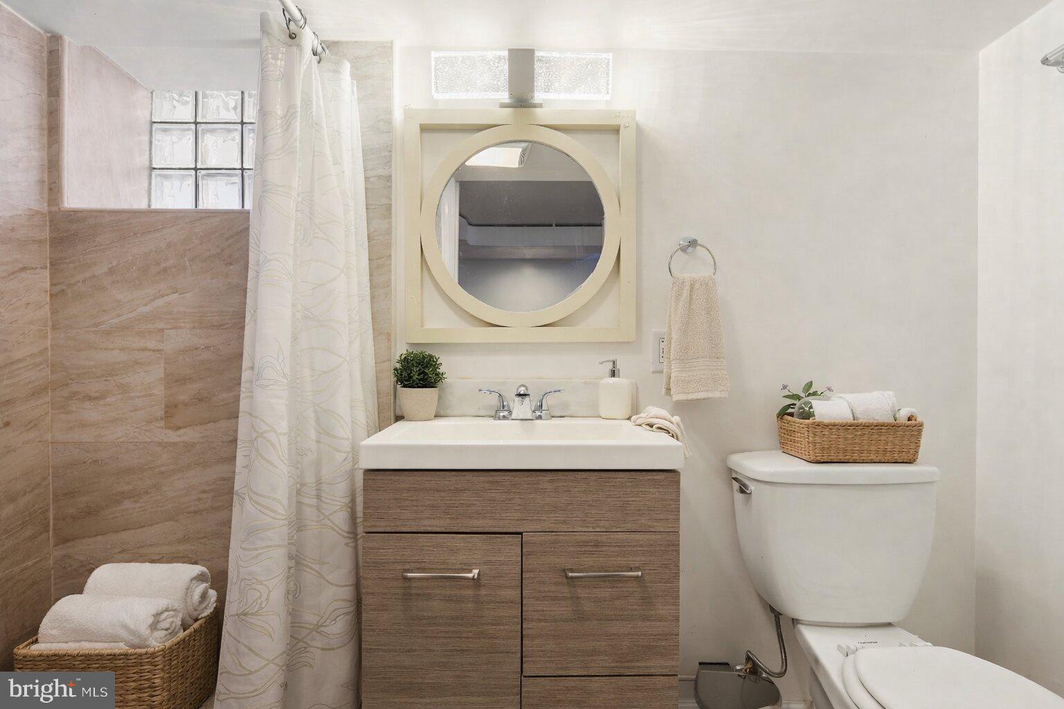 MAYFAIR - Residential