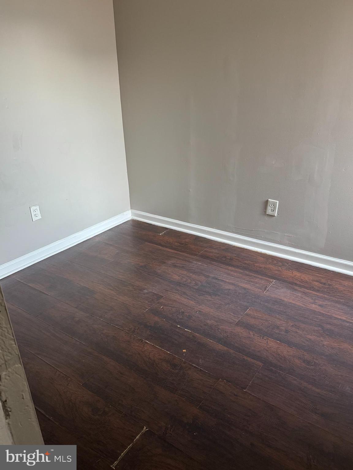 KENSINGTON - Residential