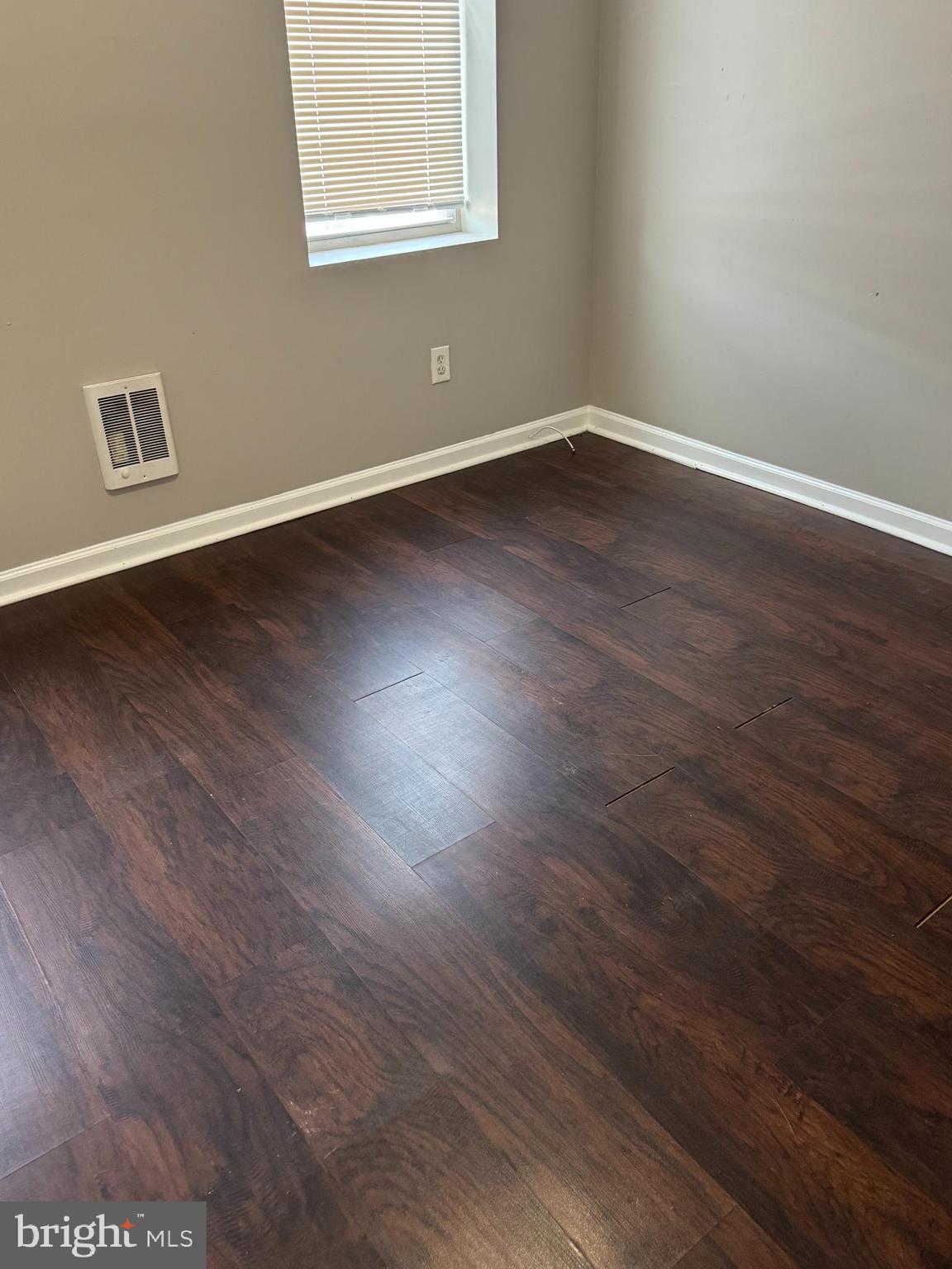 KENSINGTON - Residential