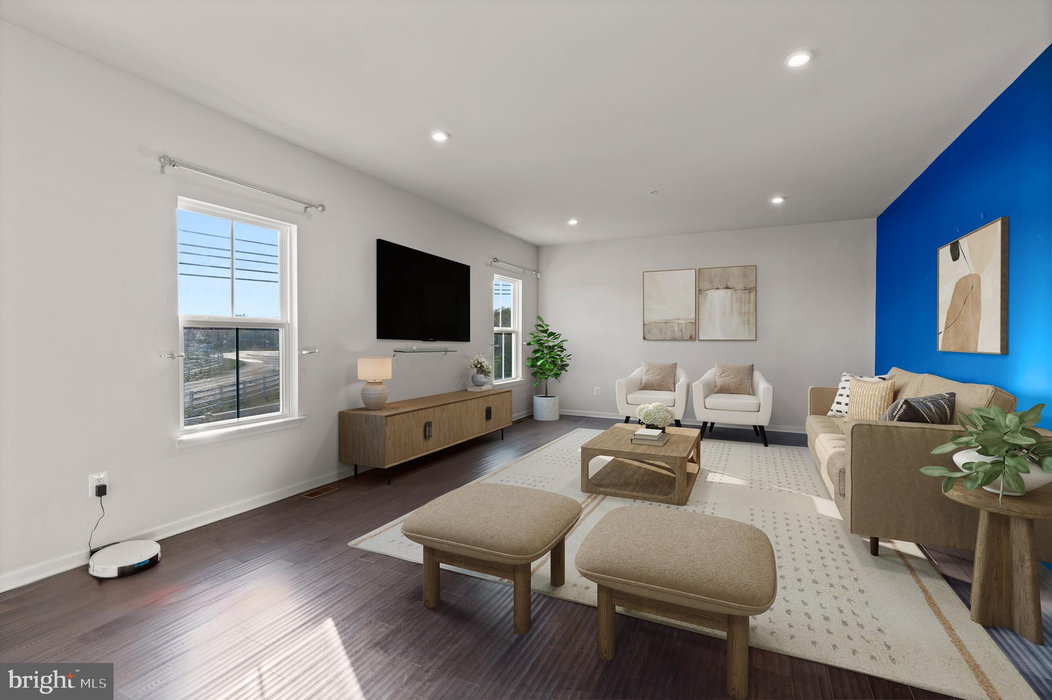 SCENIC MANOR - Residential