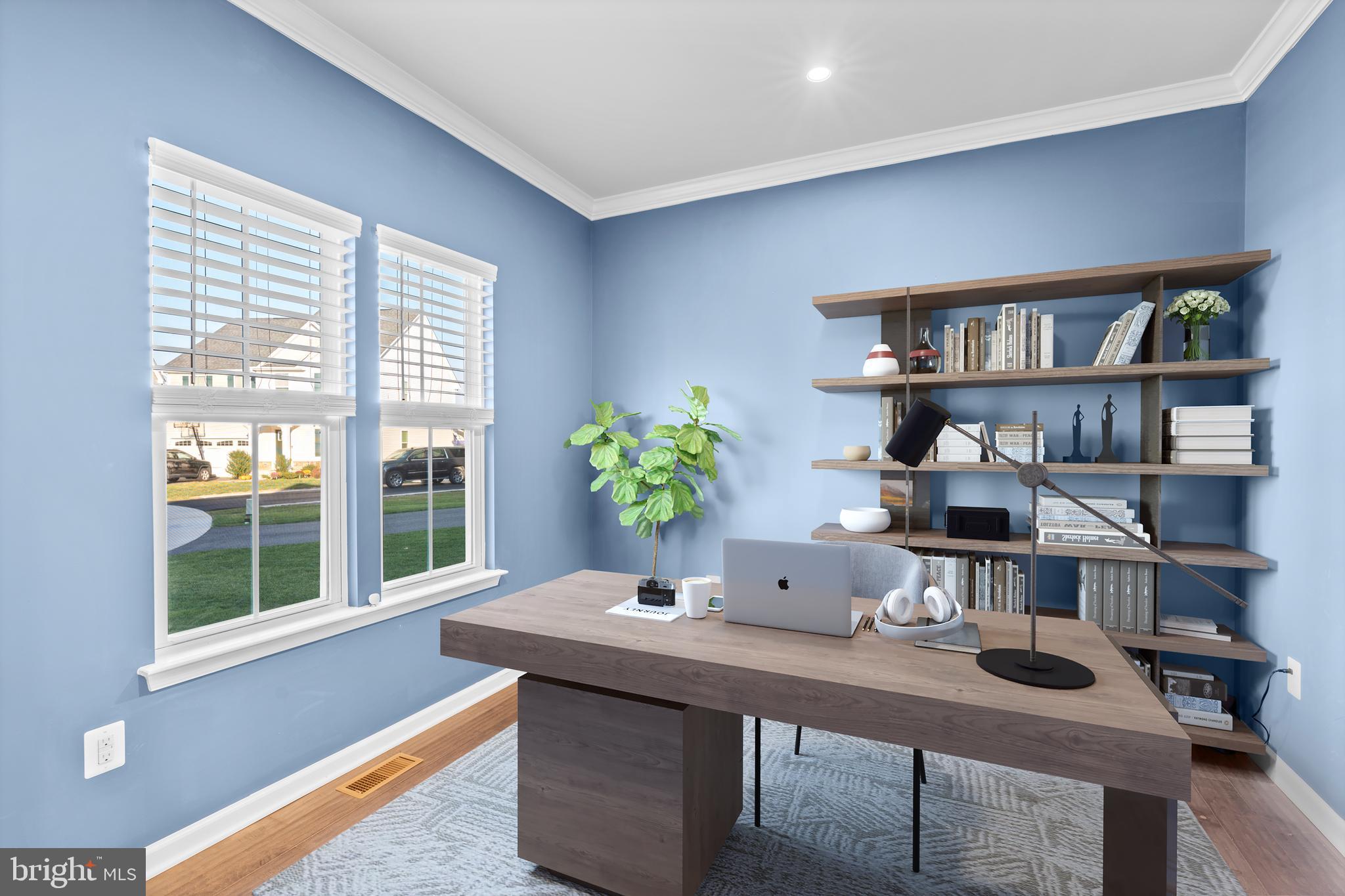 SCENIC MANOR - Residential