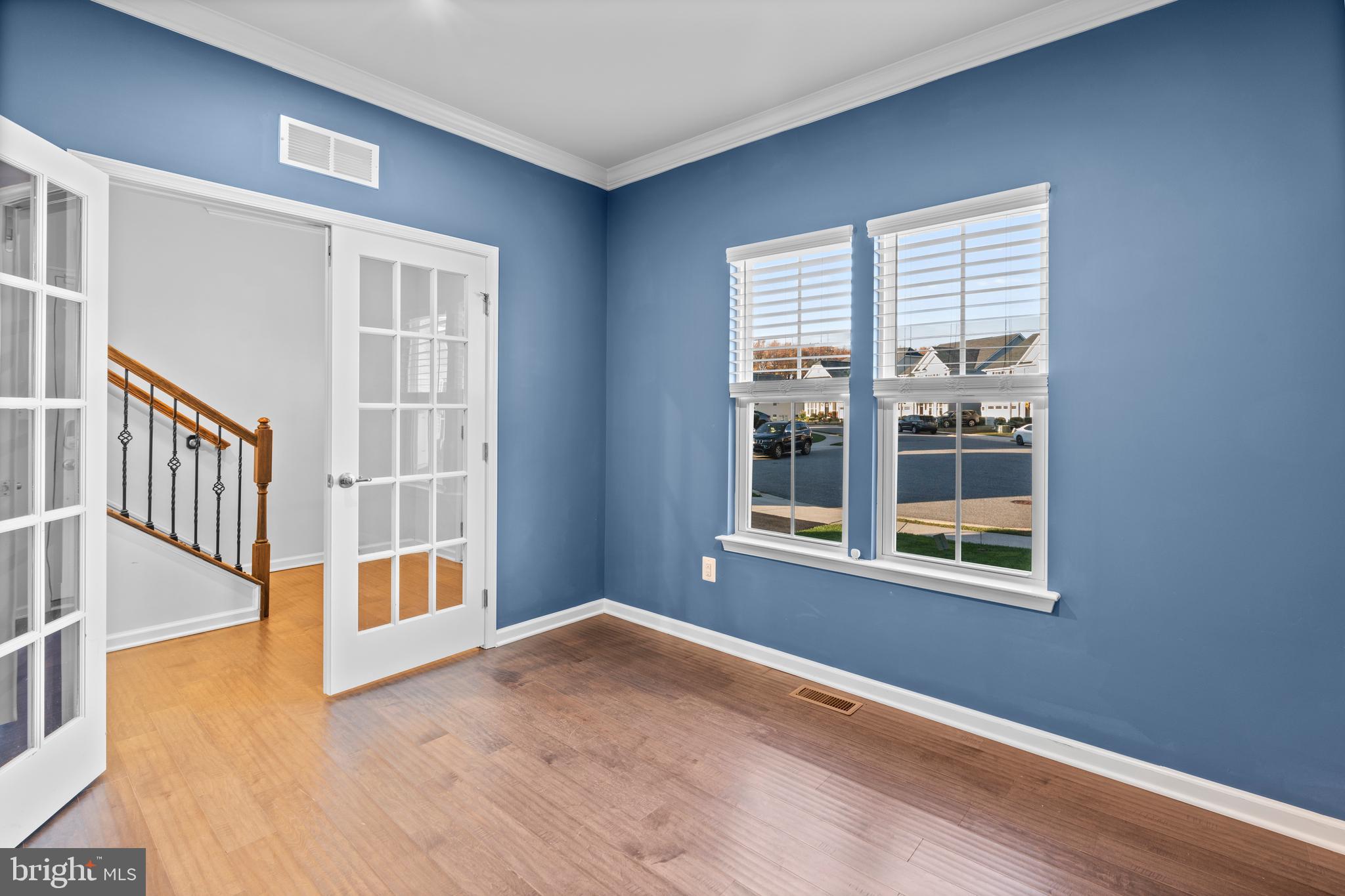 SCENIC MANOR - Residential