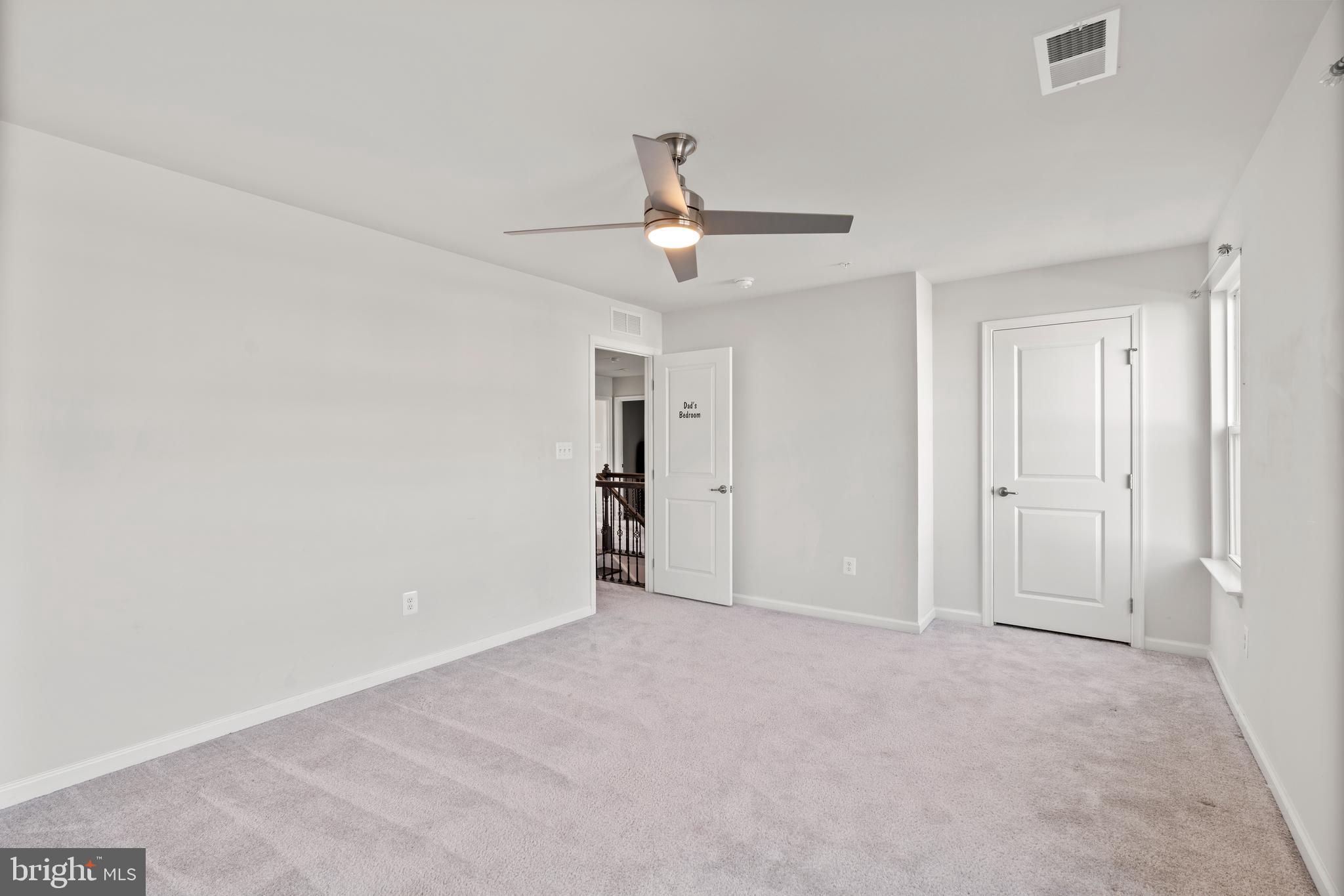 SCENIC MANOR - Residential