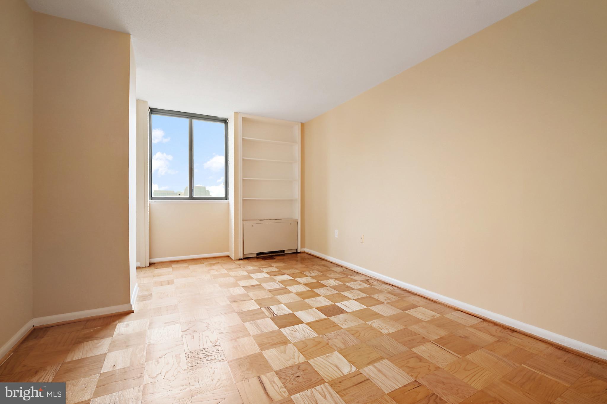 THE RIVIERA OF CHEVY CHASE - Residential Lease