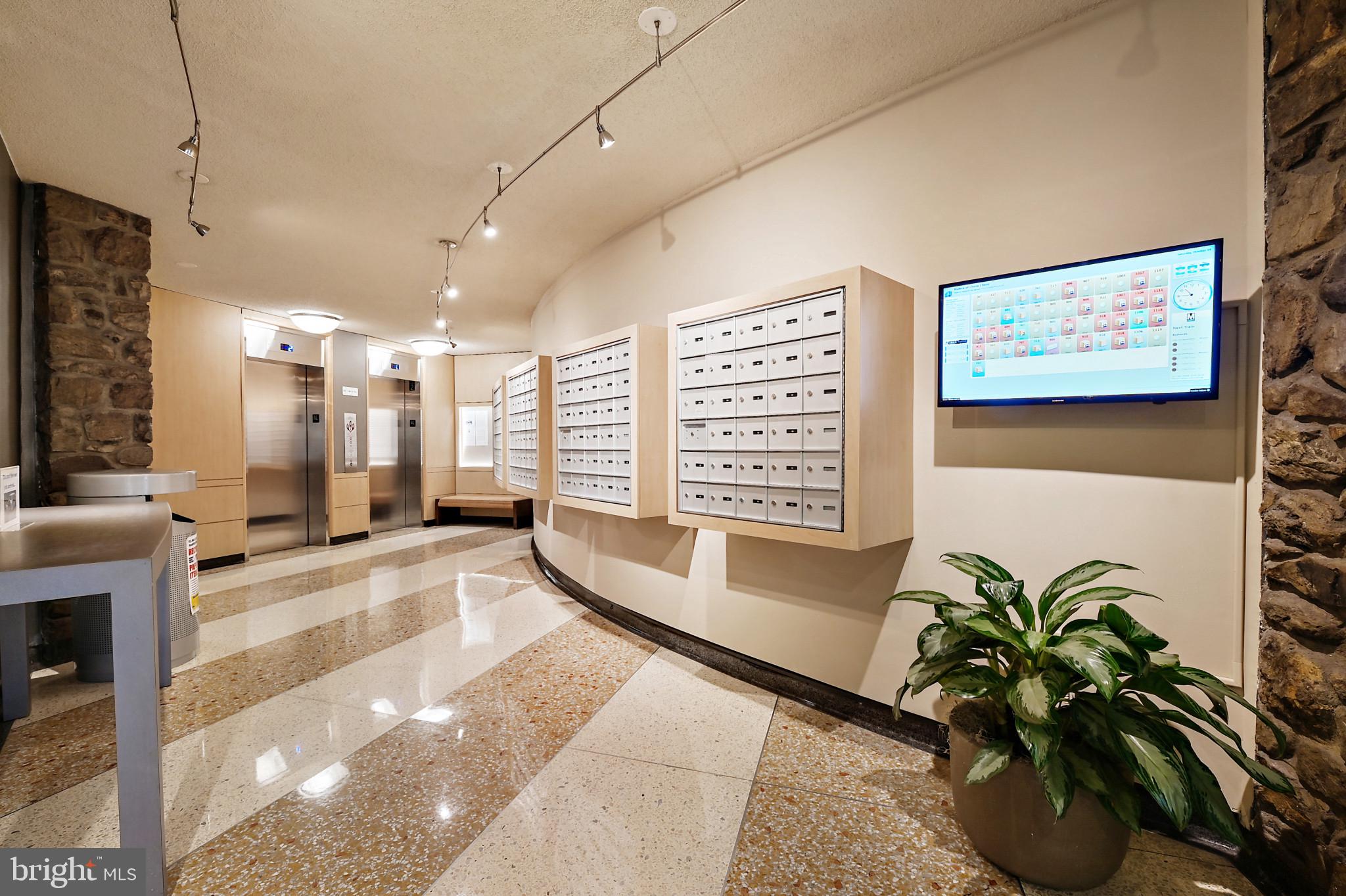 THE RIVIERA OF CHEVY CHASE - Residential Lease