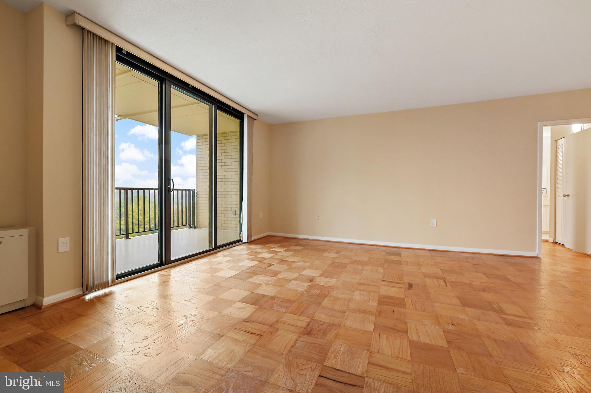 THE RIVIERA OF CHEVY CHASE - Residential Lease