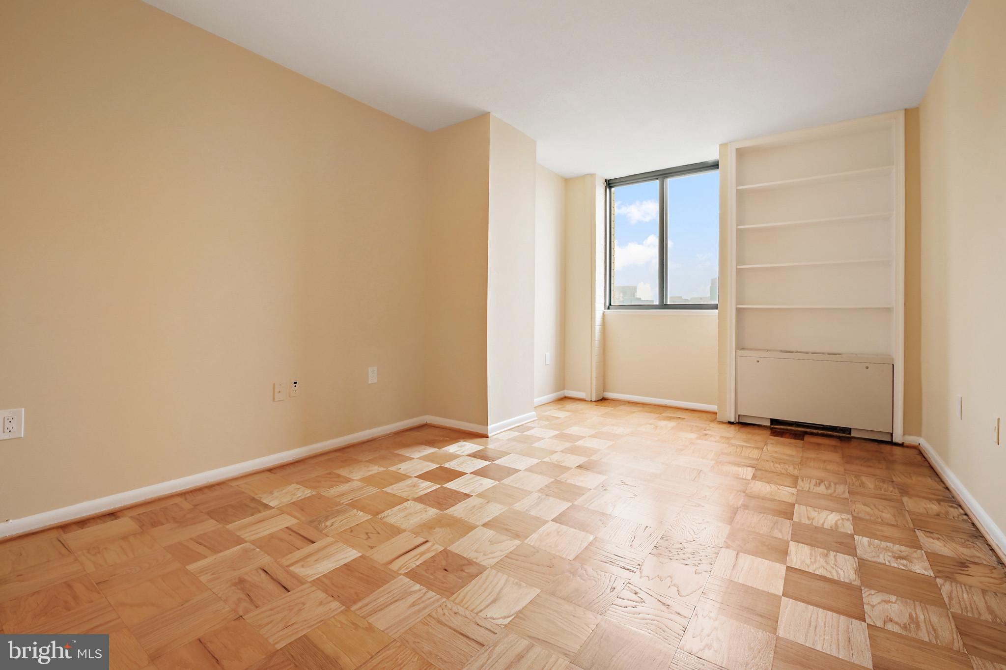 THE RIVIERA OF CHEVY CHASE - Residential Lease