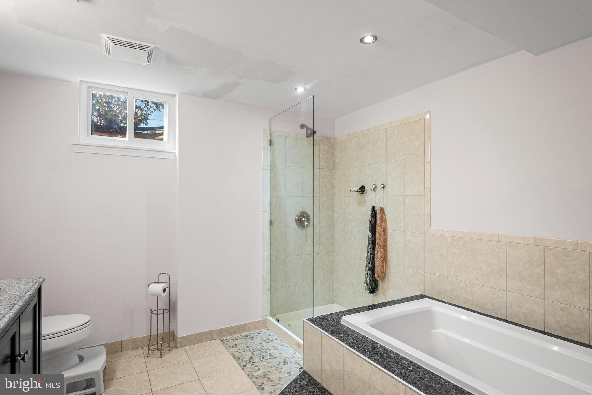 INDIAN QUEEN ESTATES - Residential