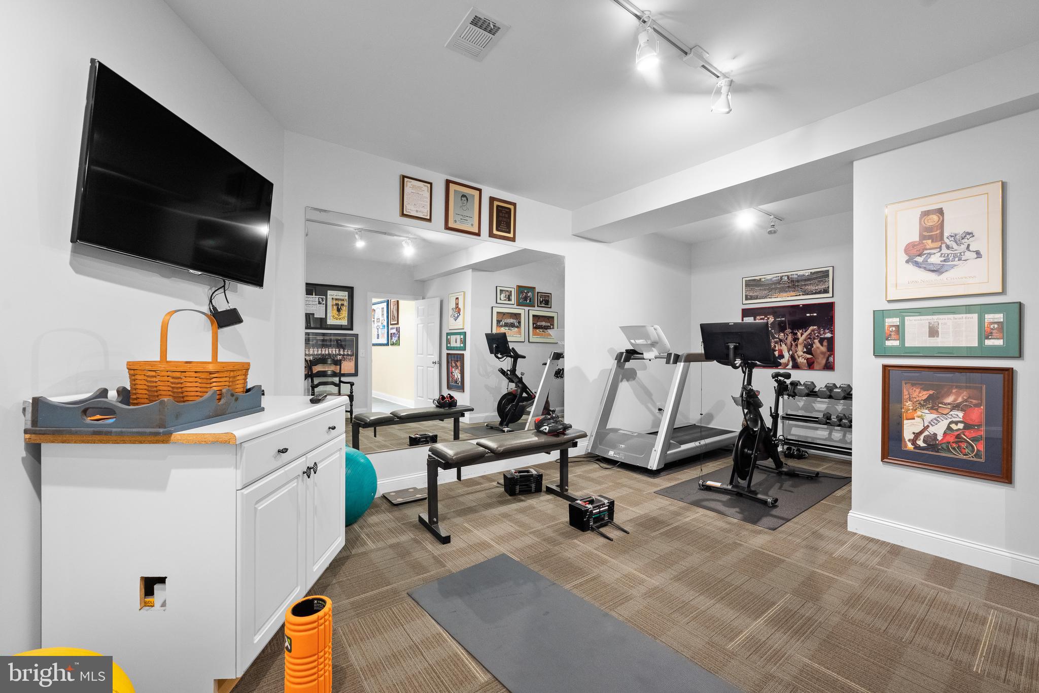 APPLEBROOK - Residential