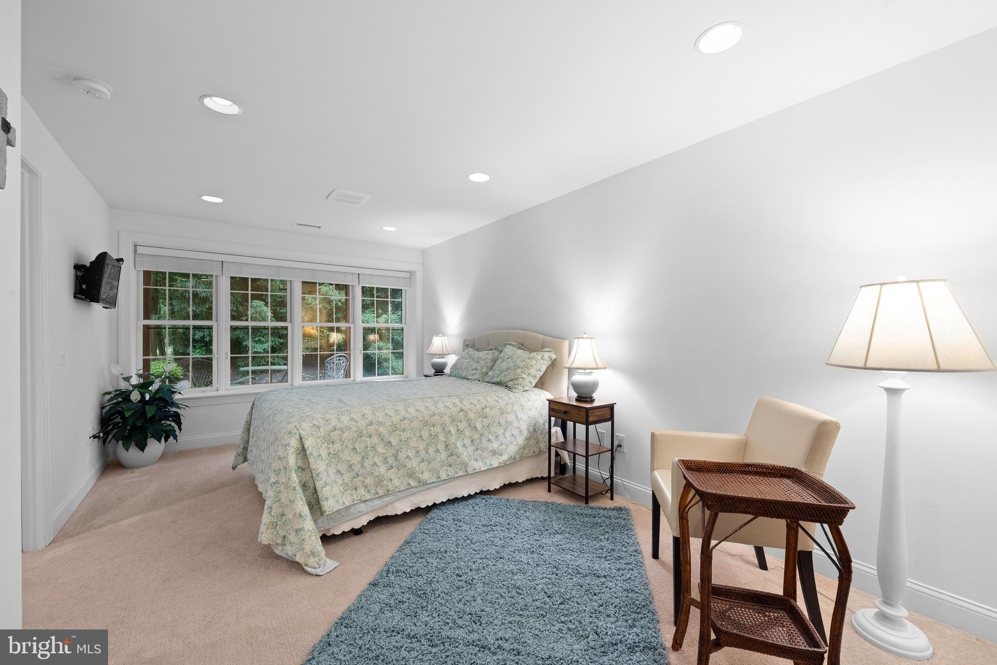 APPLEBROOK - Residential