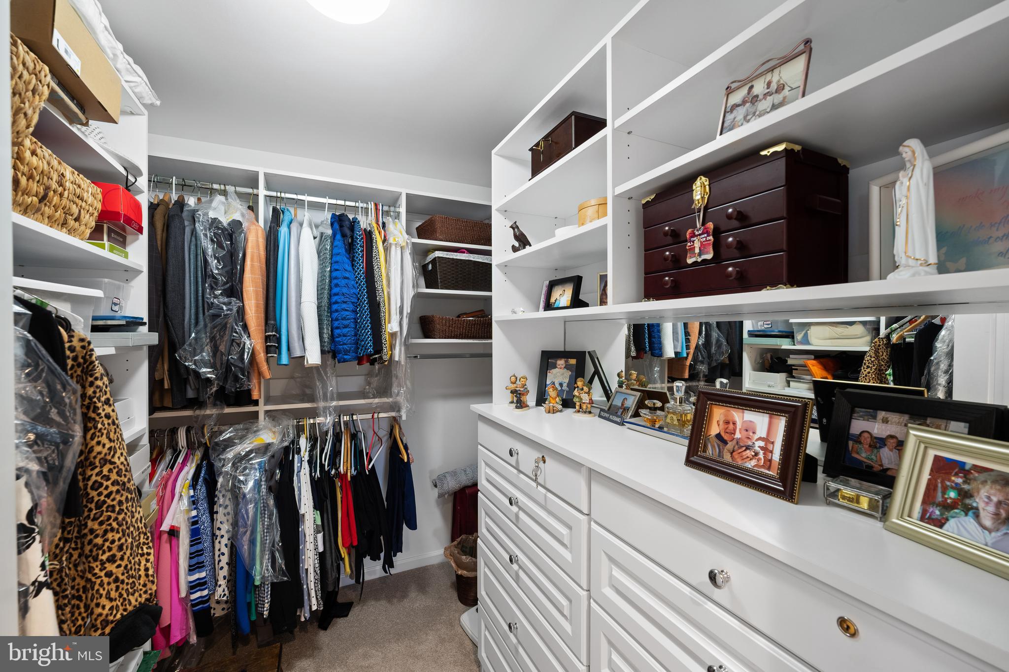 APPLEBROOK - Residential