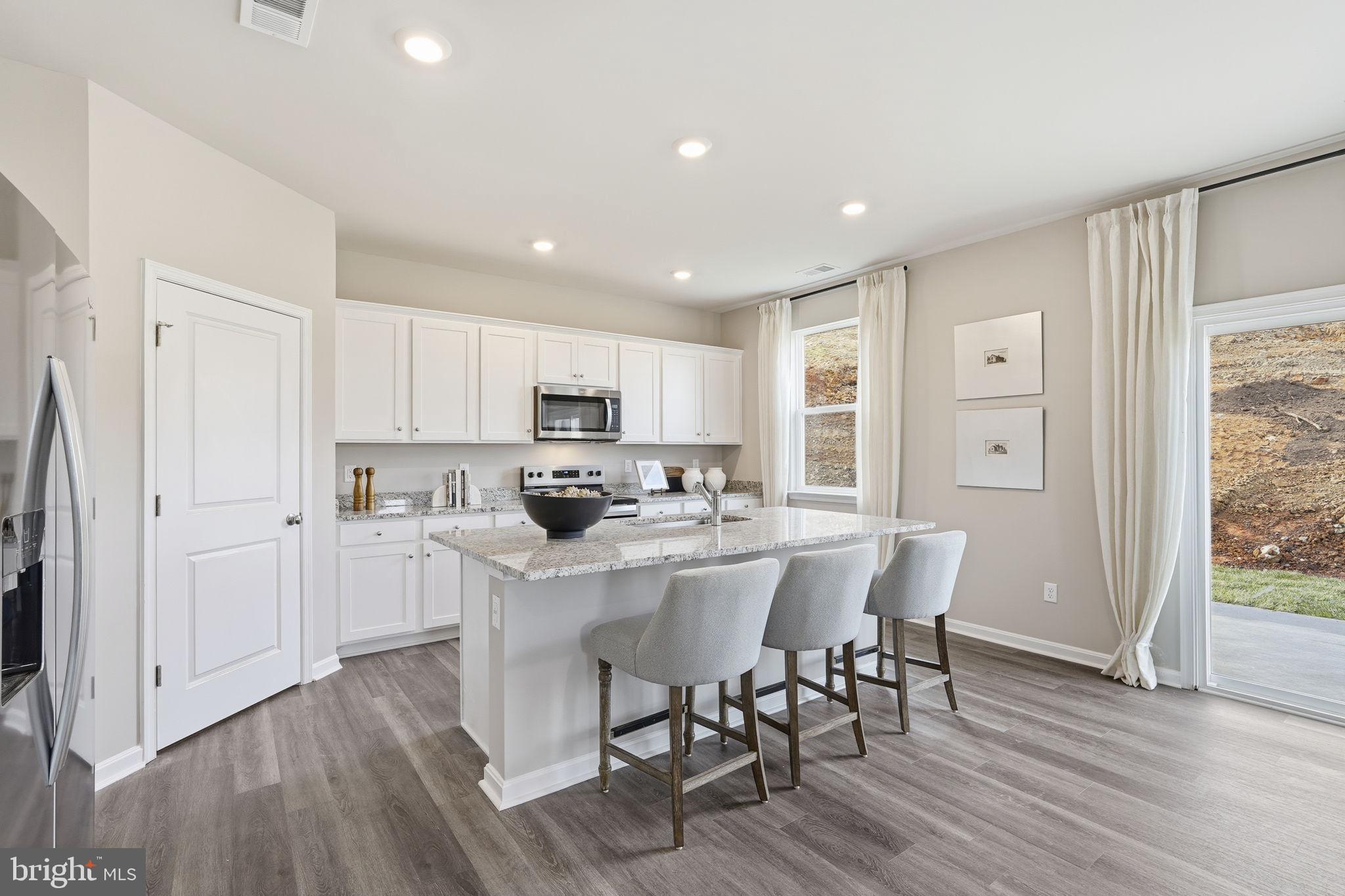 SPRING LAKES - Residential