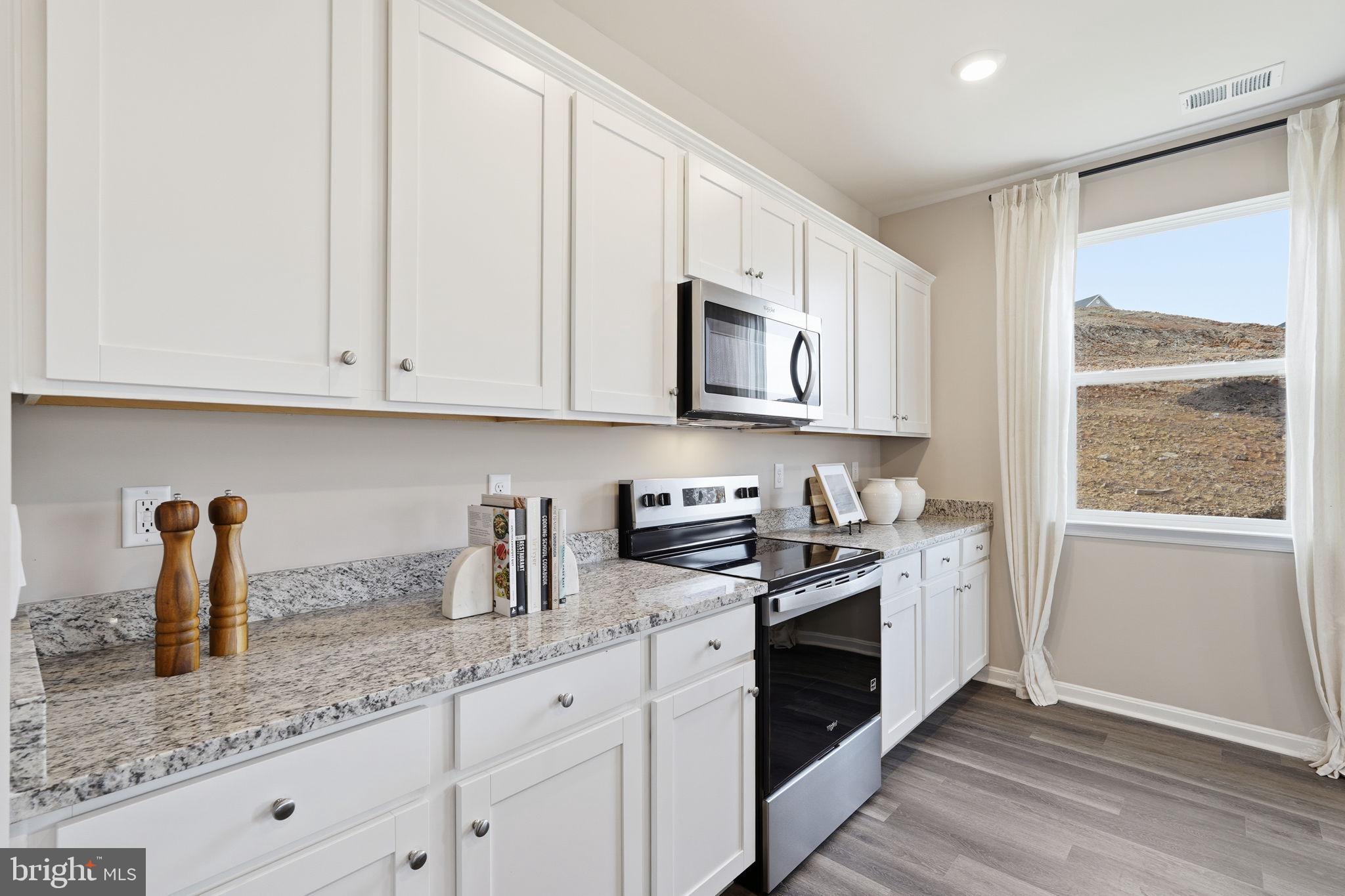 SPRING LAKES - Residential