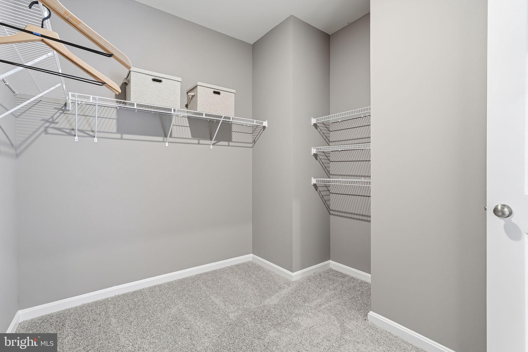 SPRING LAKES - Residential