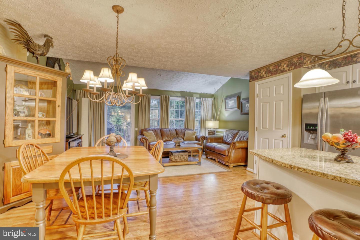 BRIGHT OAKS - Residential Lease