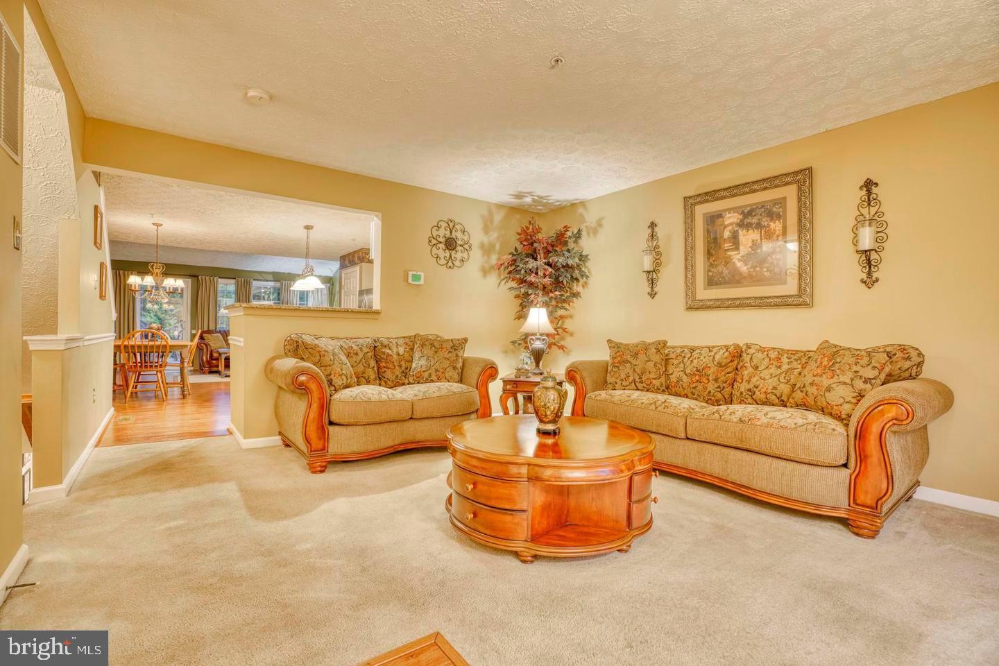 BRIGHT OAKS - Residential Lease