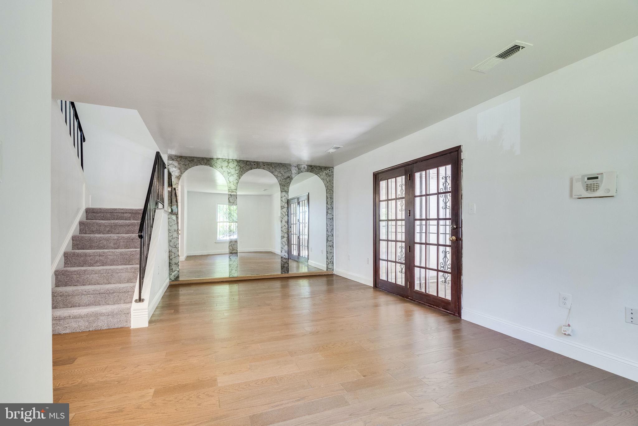 WILLOW HILLS- RESUB PARC - Residential