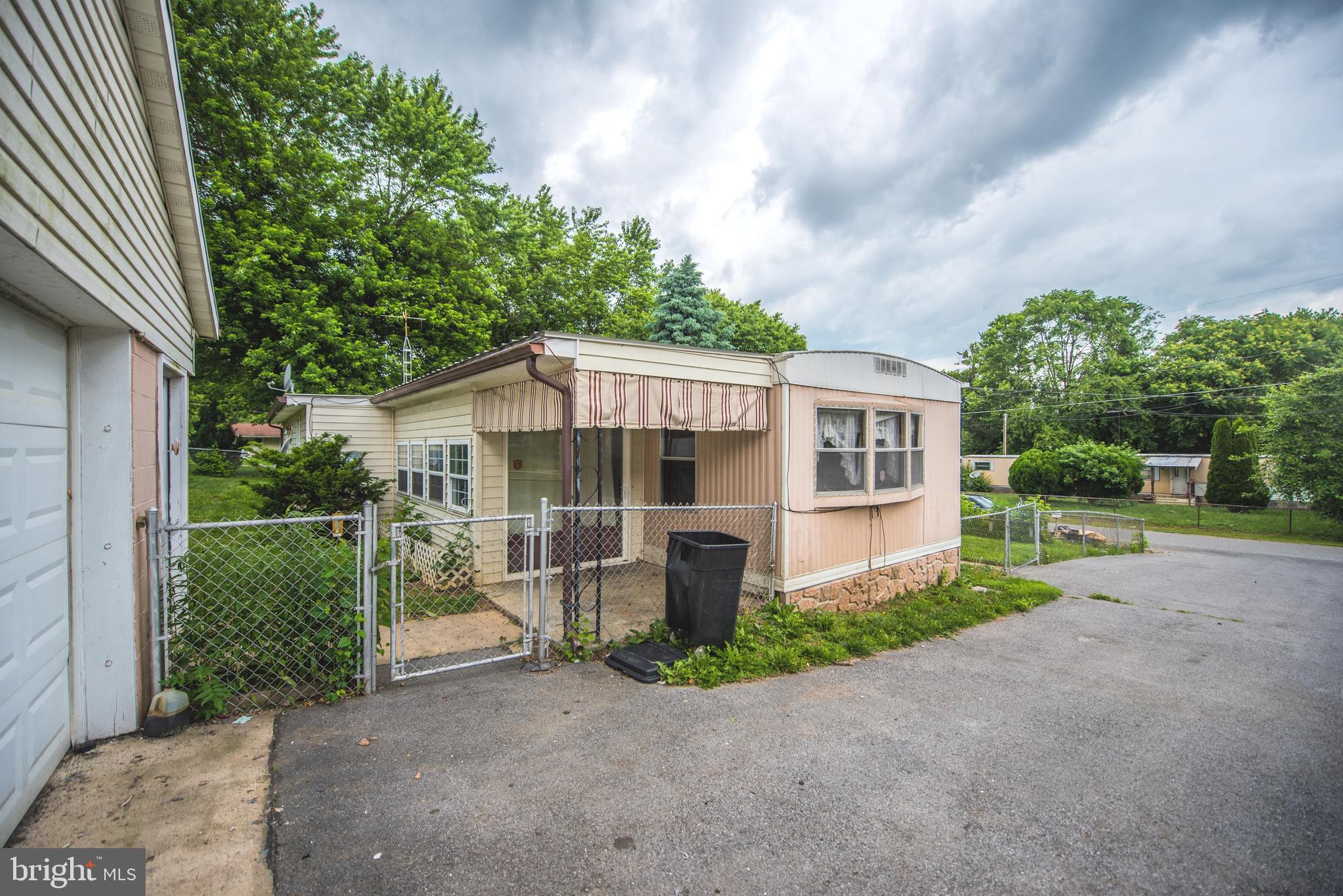 FOX GLEN - Residential