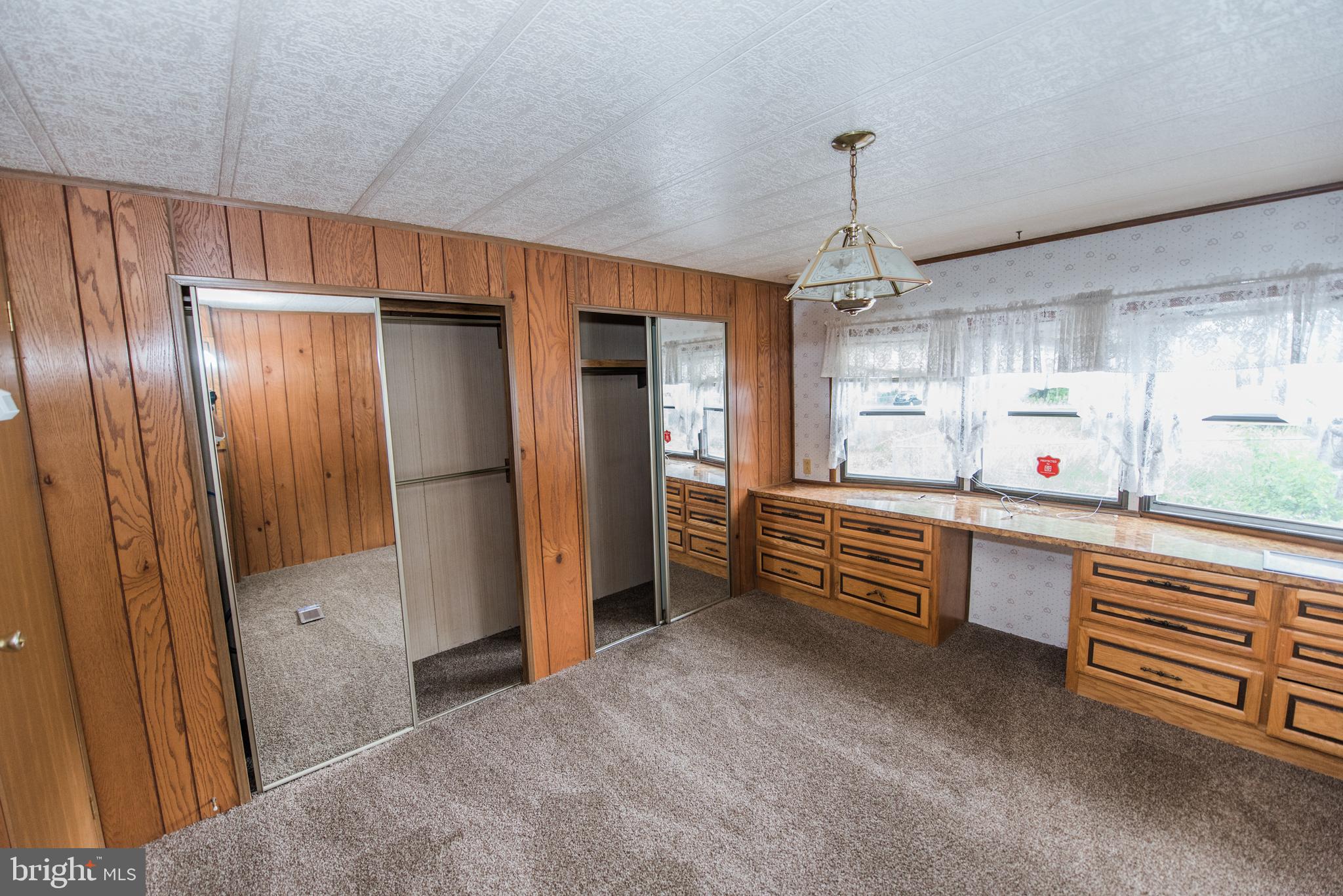 FOX GLEN - Residential