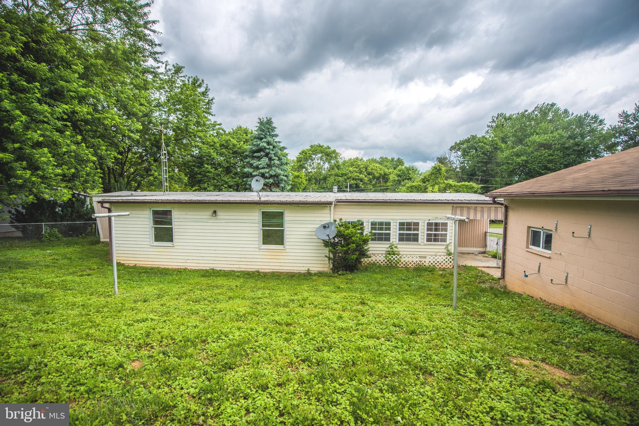 FOX GLEN - Residential