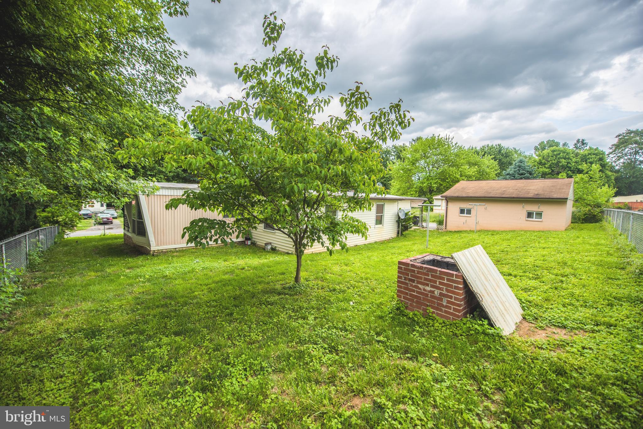 FOX GLEN - Residential