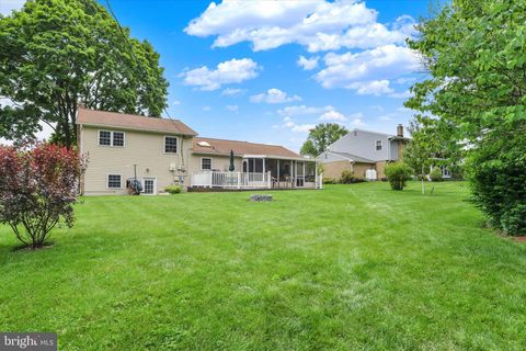 Tiny photo for 118 Nittany Dr, MECHANICSBURG, PA 17055 (MLS # PACB2052824)