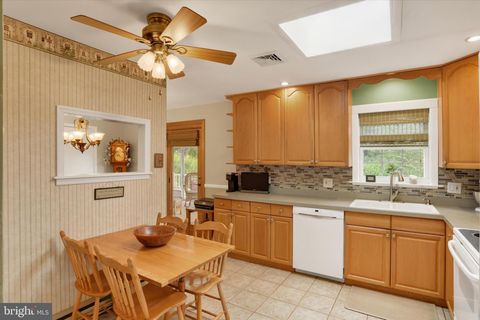 Tiny photo for 118 Nittany Dr, MECHANICSBURG, PA 17055 (MLS # PACB2052824)