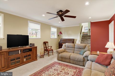 Tiny photo for 118 Nittany Dr, MECHANICSBURG, PA 17055 (MLS # PACB2052824)