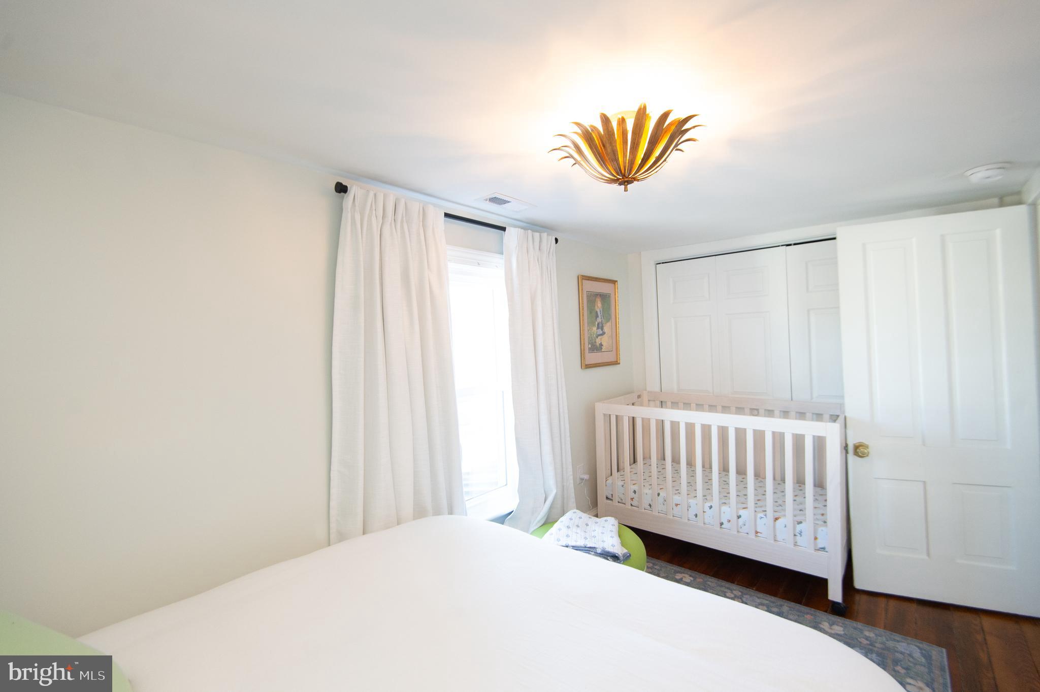 EASTON - Residential