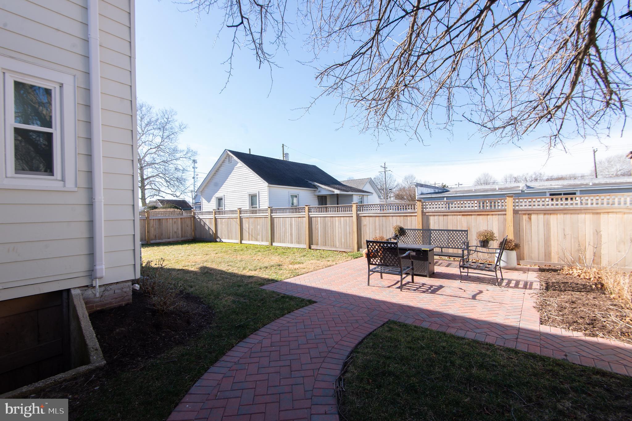 EASTON - Residential