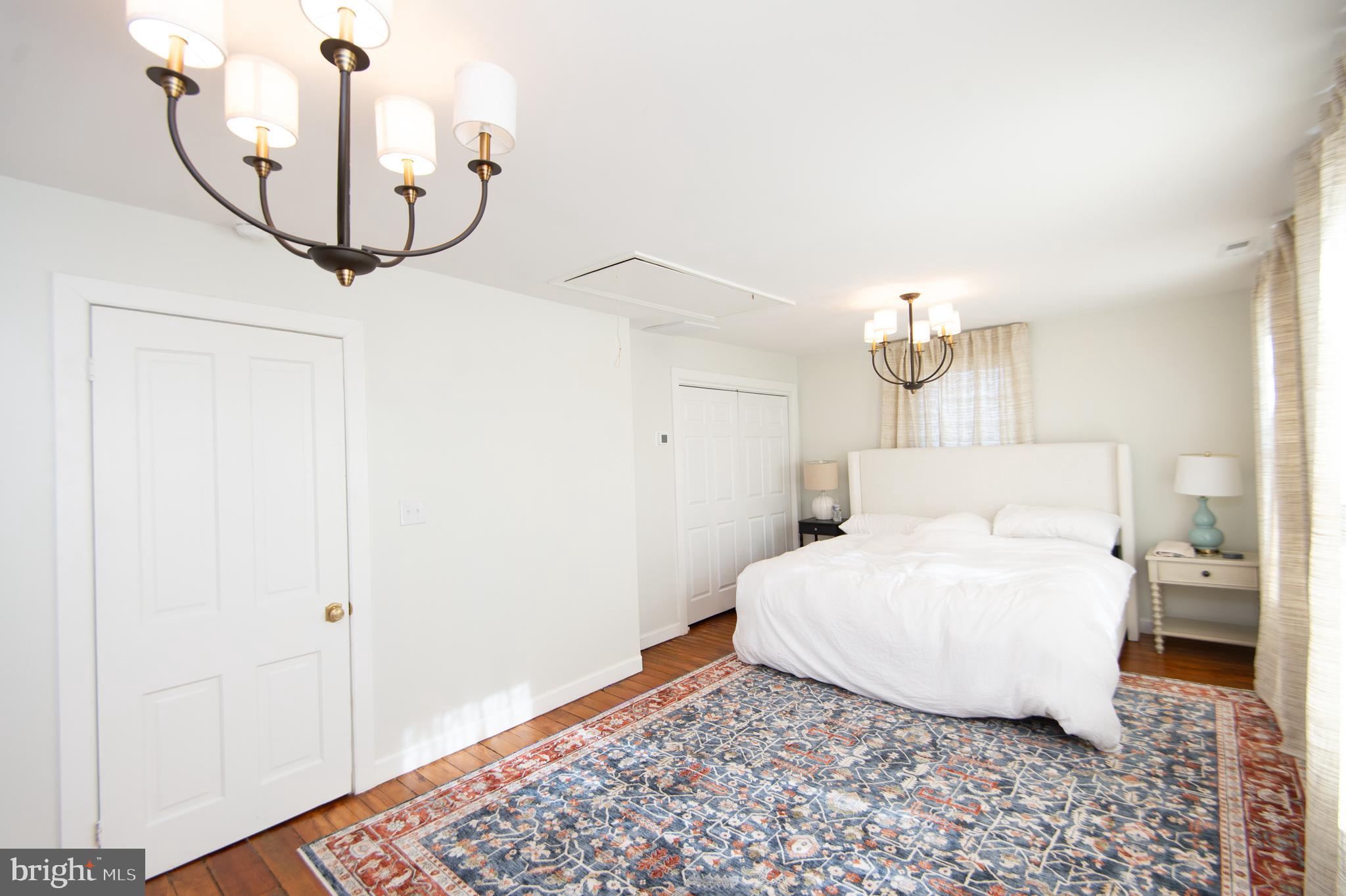 EASTON - Residential