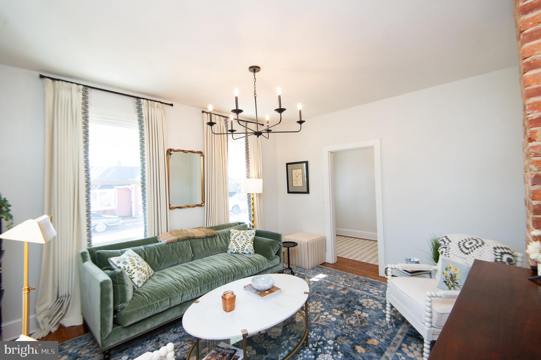 EASTON - Residential