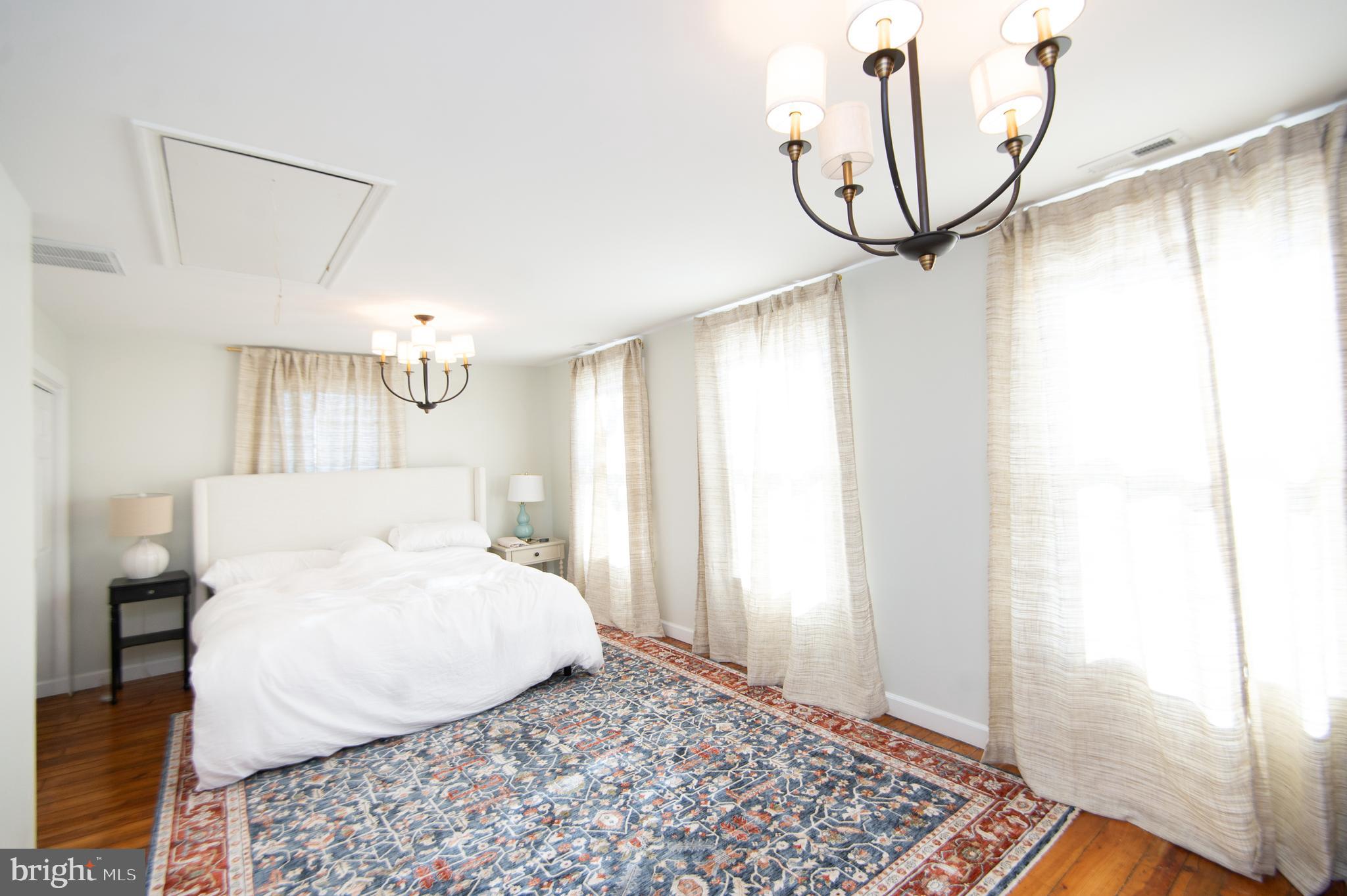 EASTON - Residential