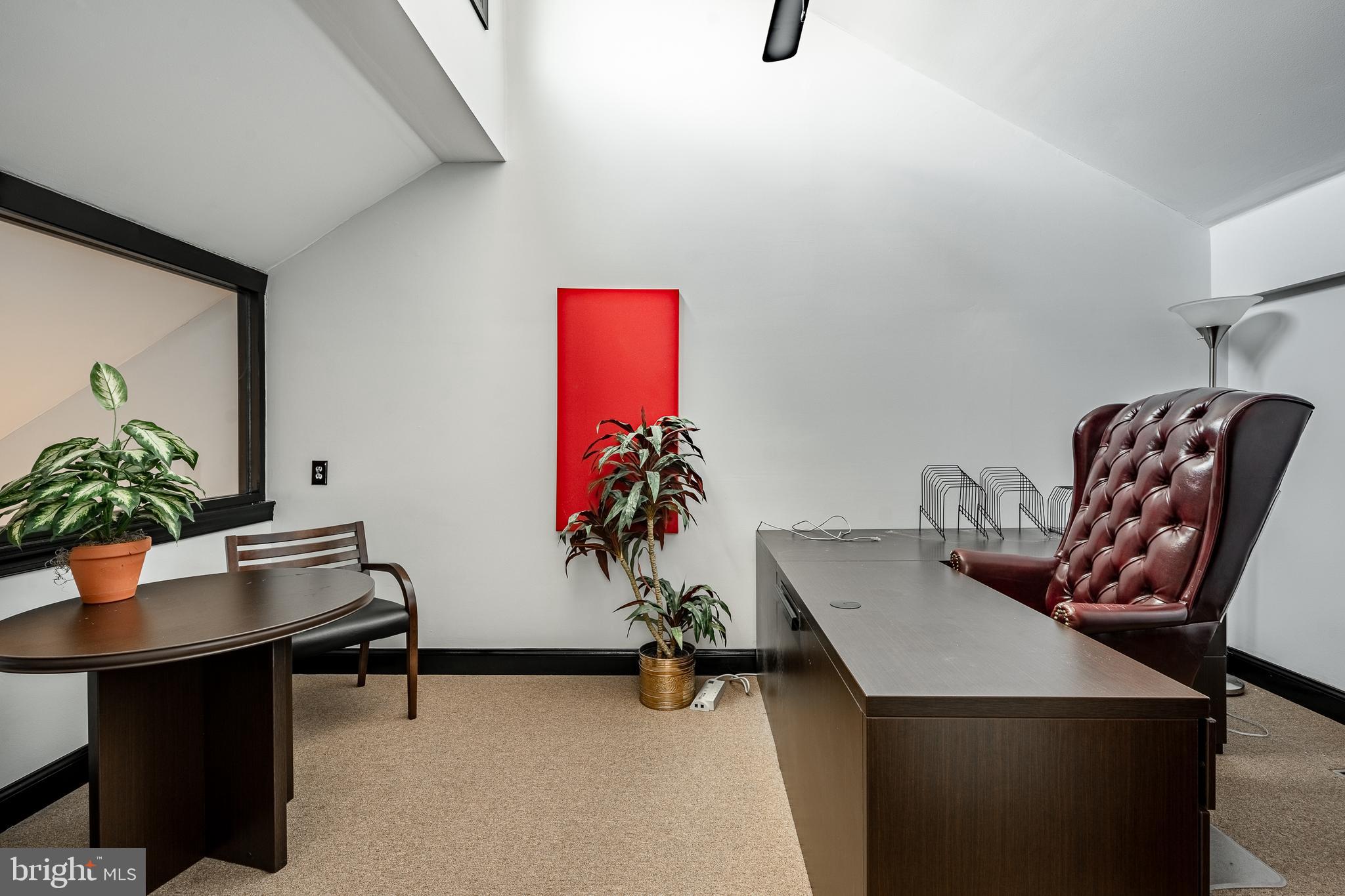 VALLEY FORGE COMMONS - Commercial Sale