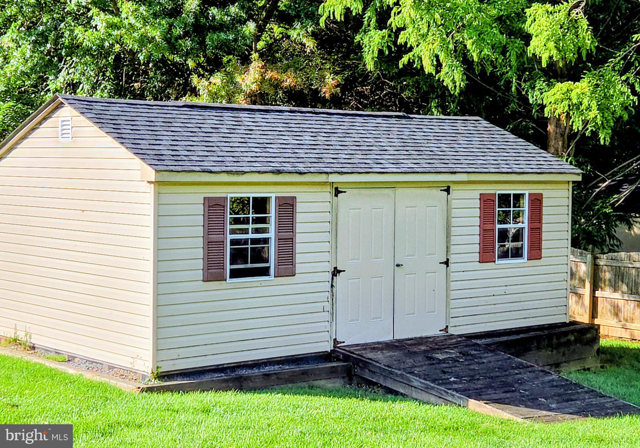 101 WHITE DOE DRIVE