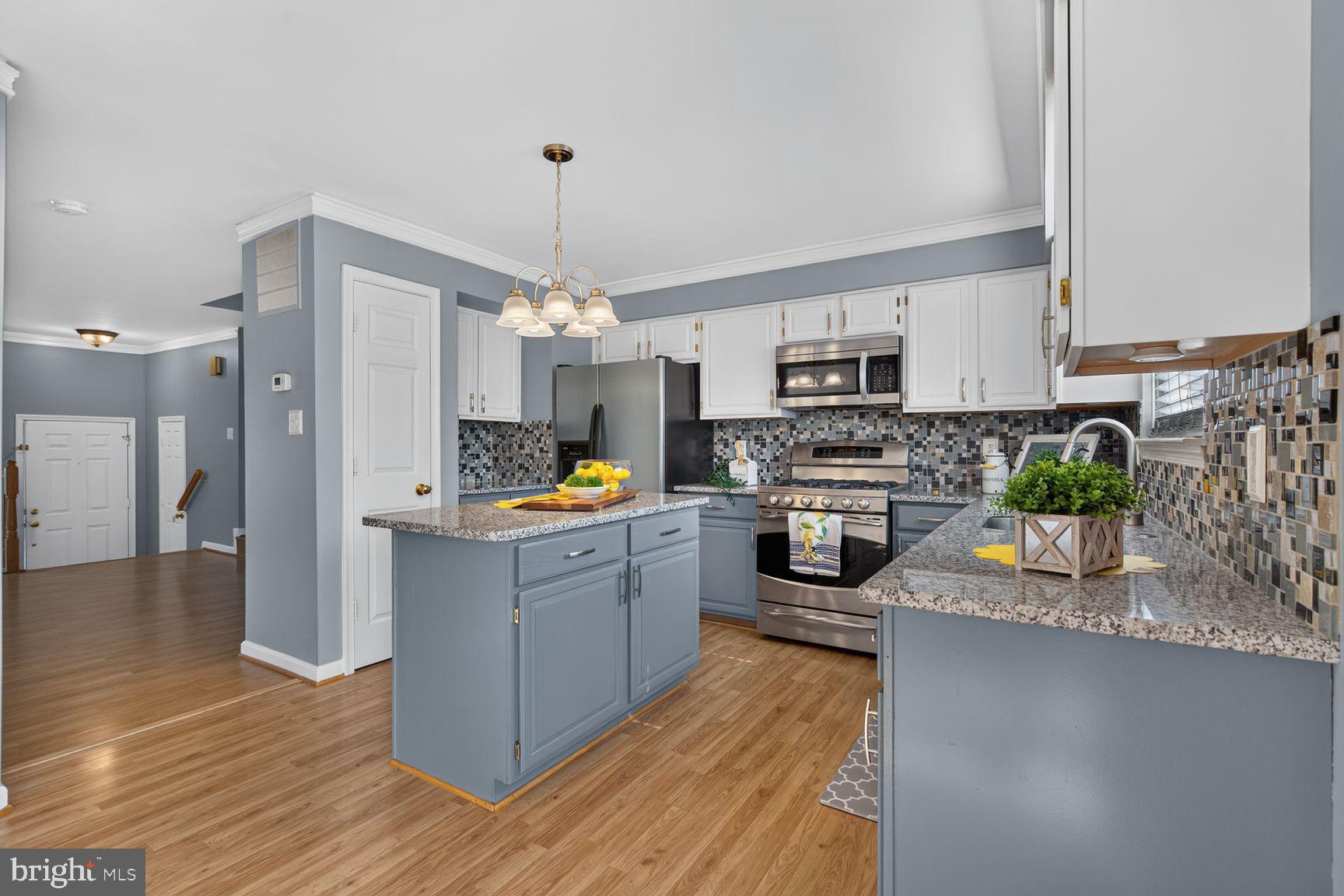5545 STROUD COURT