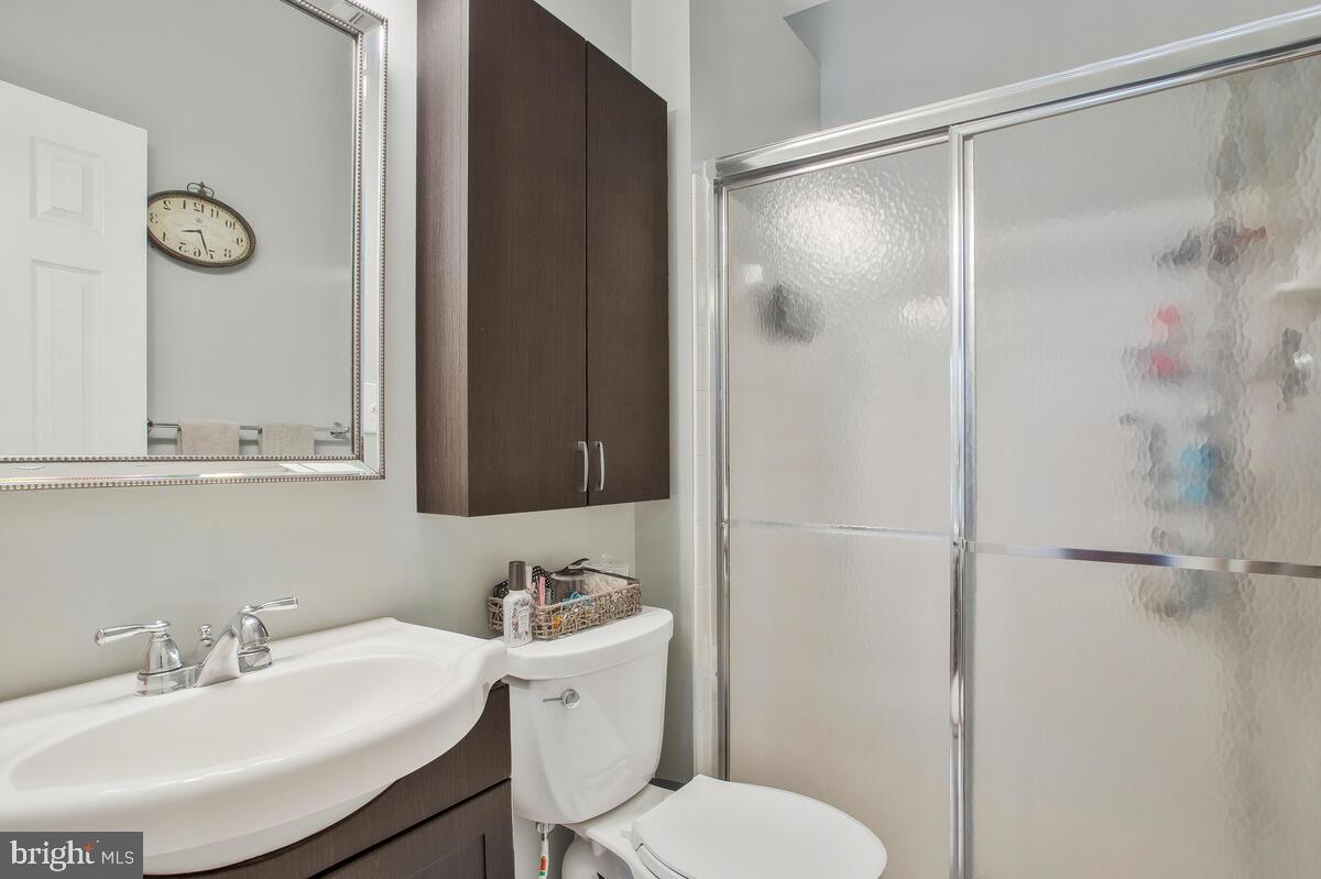 ENCLAVE AT SEVEN OAKS - Residential