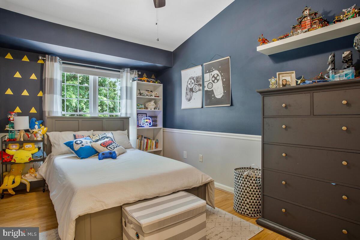 ENCLAVE AT SEVEN OAKS - Residential