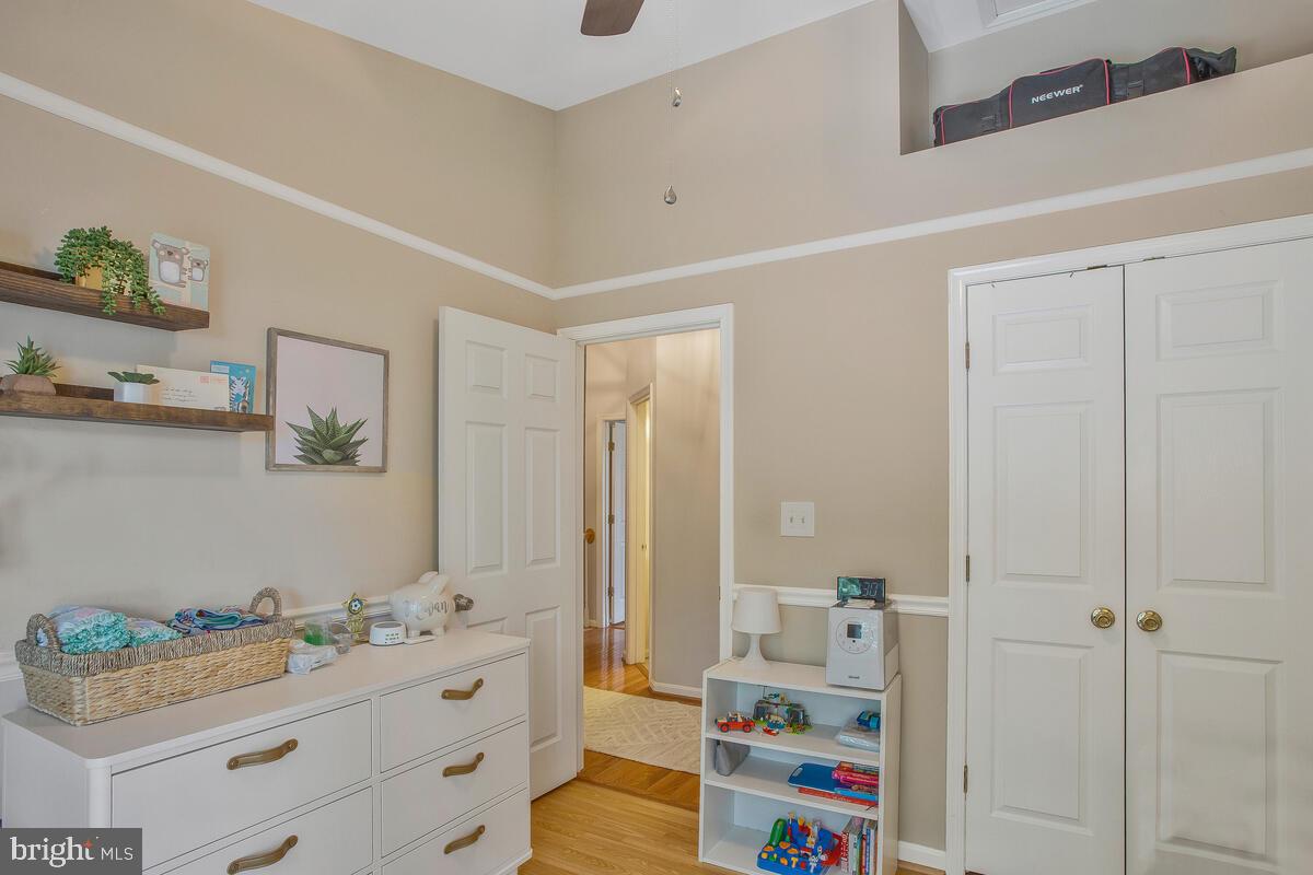 ENCLAVE AT SEVEN OAKS - Residential