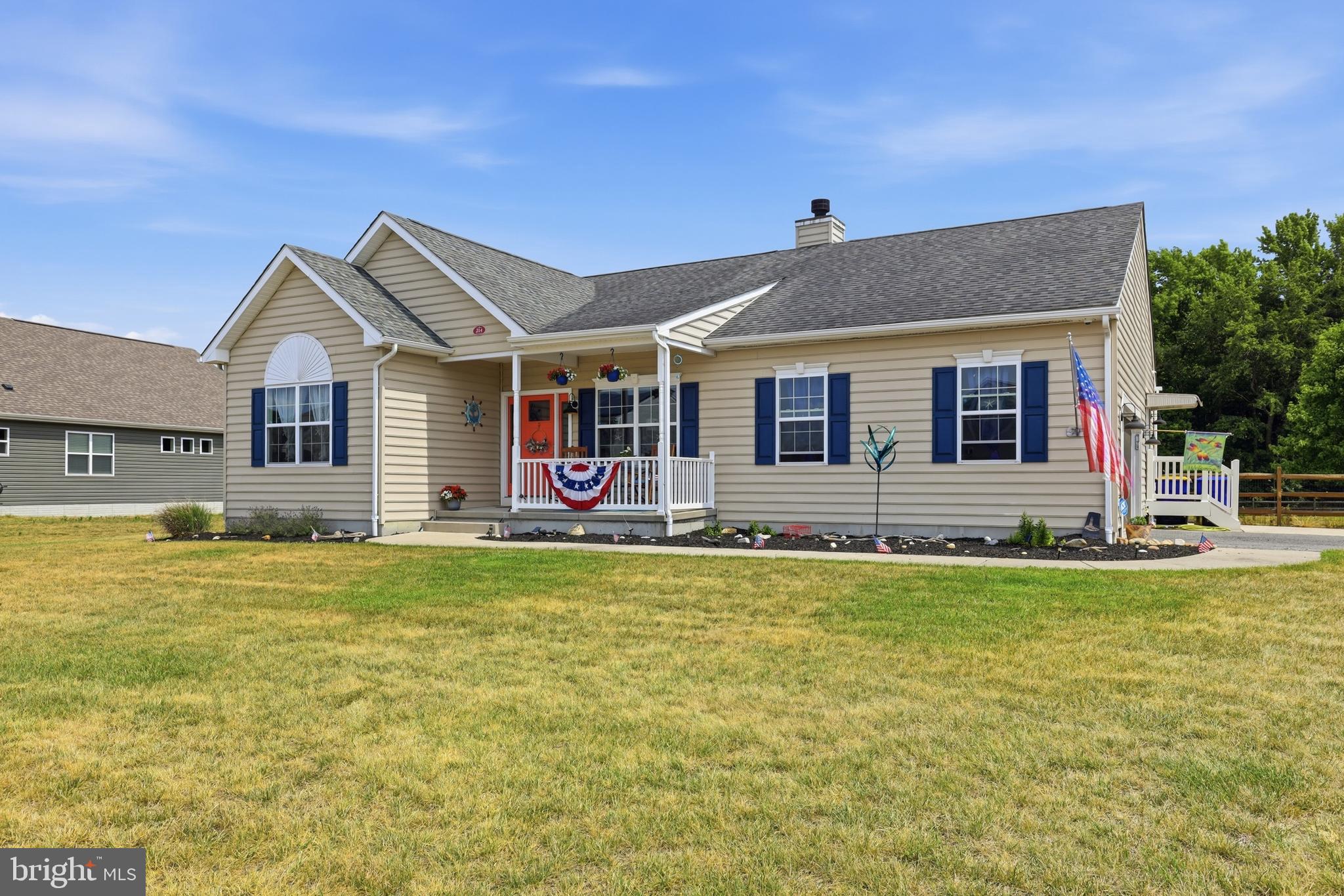 214 CORAL COURT