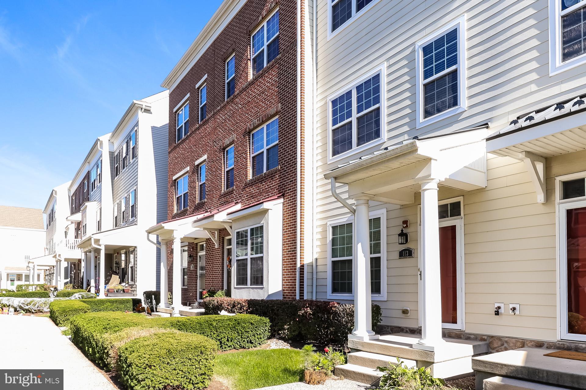 WATERSIDE - Residential Lease